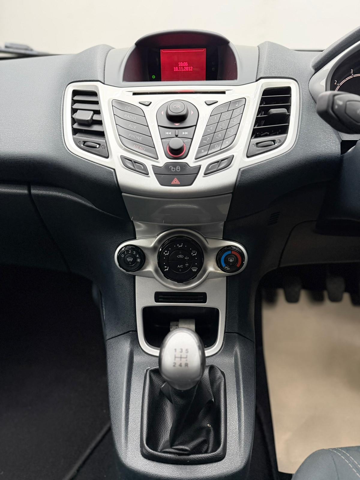 Used Ford Fiesta 2012 for sale - 76532522: Photo 34