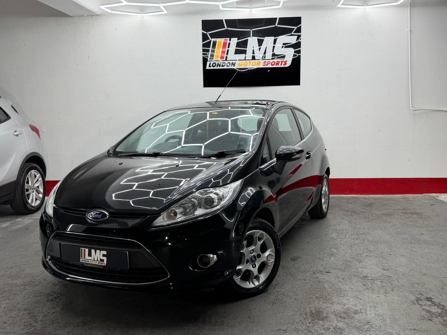 Used Ford Fiesta 2012 for sale - 76532522: Photo 4
