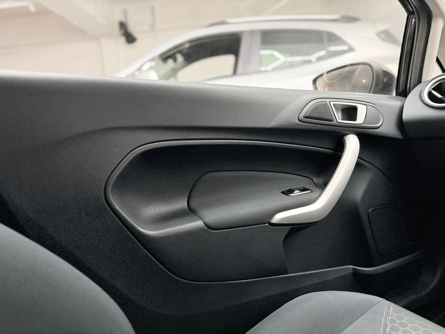 Used Ford Fiesta 2012 for sale - 76532522: Photo 42