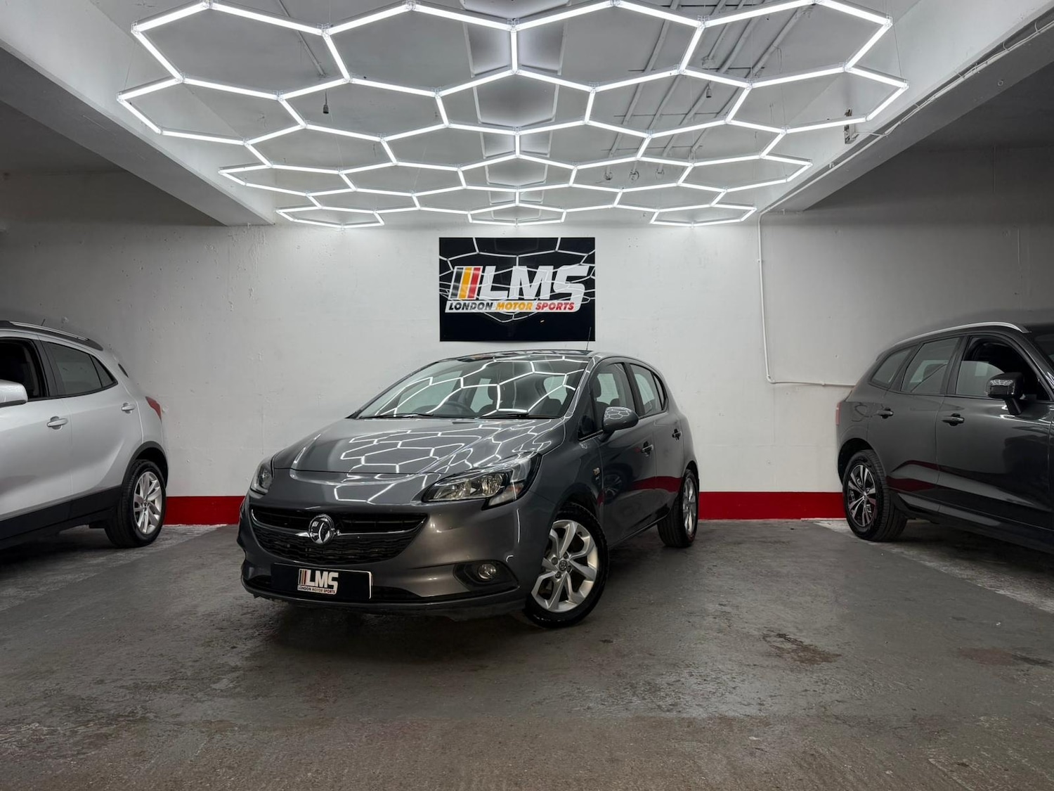 Used Vauxhall Corsa 2015 for sale - 76830452: Photo 2