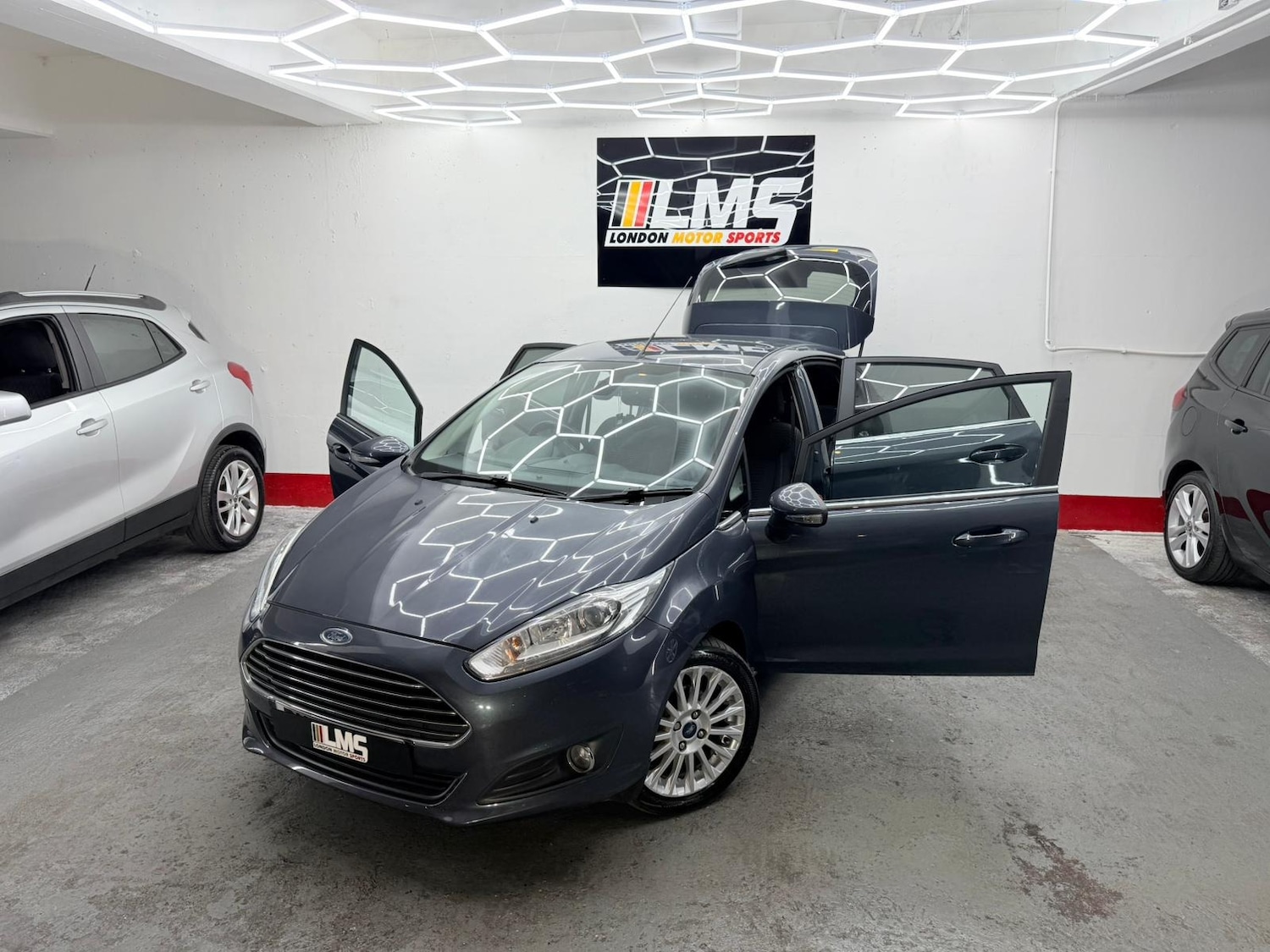 Used Ford Fiesta 2013 for sale - 77094677: Photo 15
