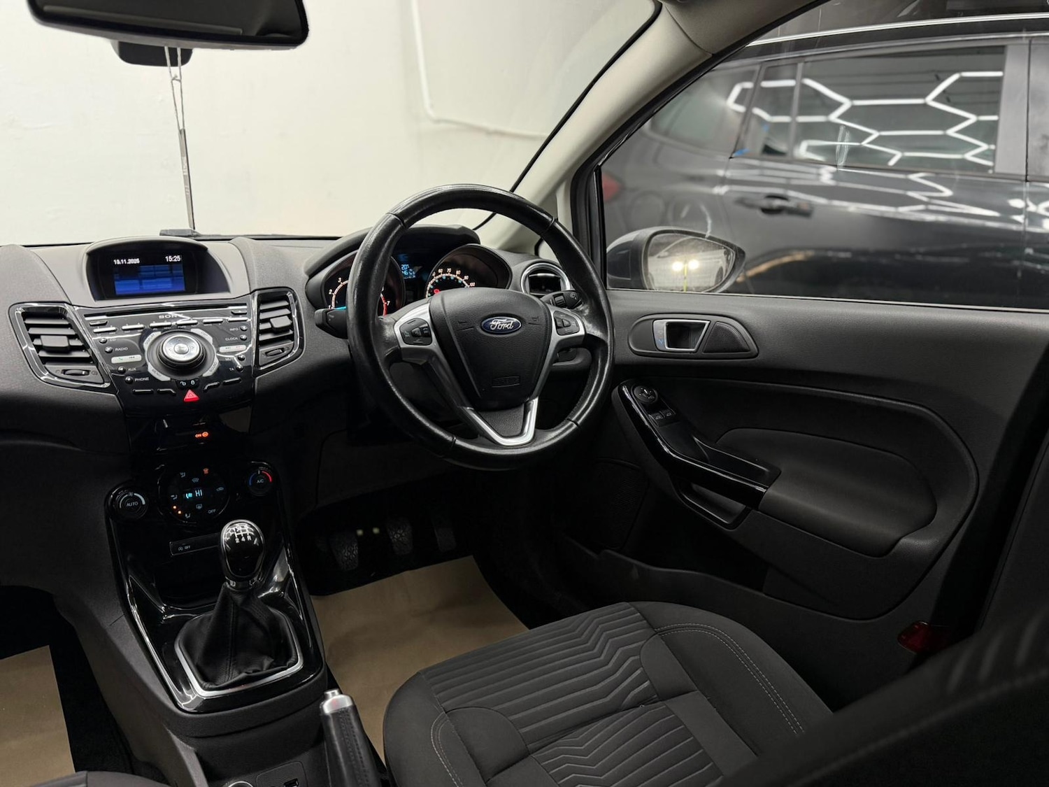 Used Ford Fiesta 2013 for sale - 77094677: Photo 34