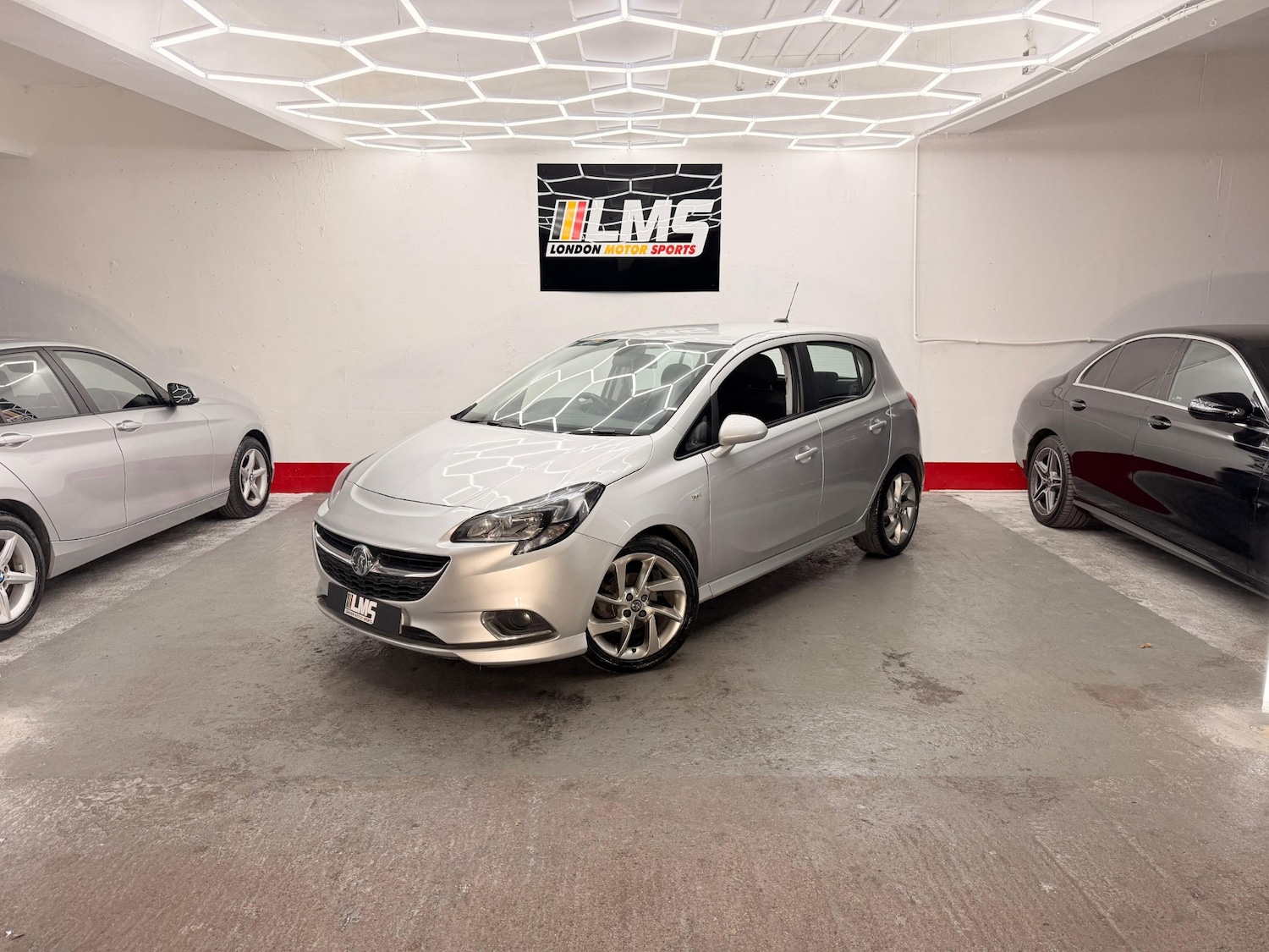 Used Vauxhall Corsa 2018 for sale - 76862436: Photo 1