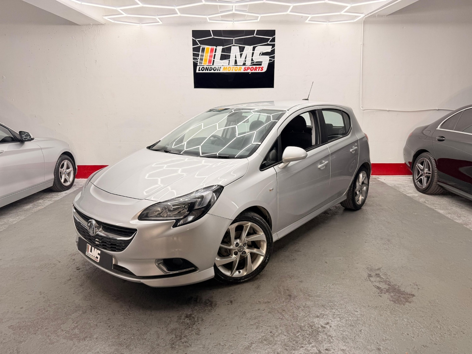 Used Vauxhall Corsa 2018 for sale - 76862436: Photo 4
