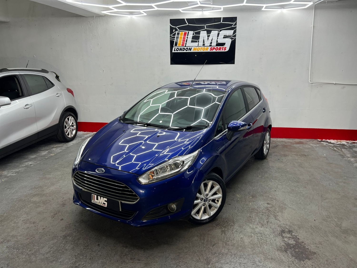 Used Ford Fiesta 2016 for sale - 77447656: Photo 2