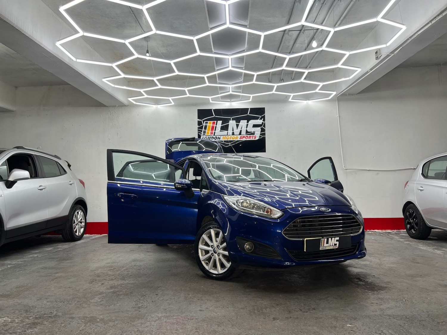 Used Ford Fiesta 2016 for sale - 77447656: Photo 42