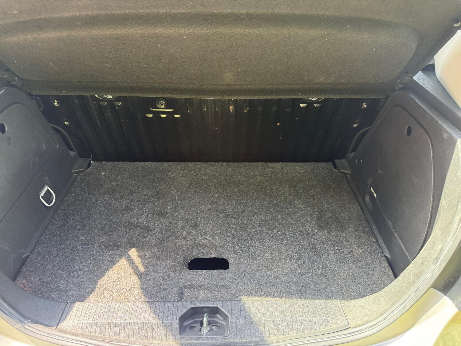 Vehicle 28