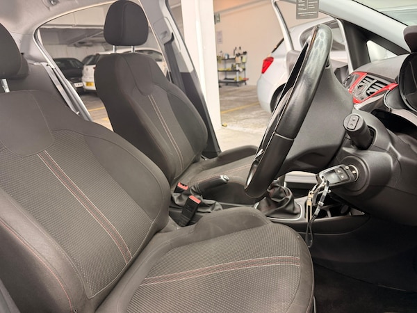 Used Vauxhall Corsa 2018 for sale - 75179375: Photo 29