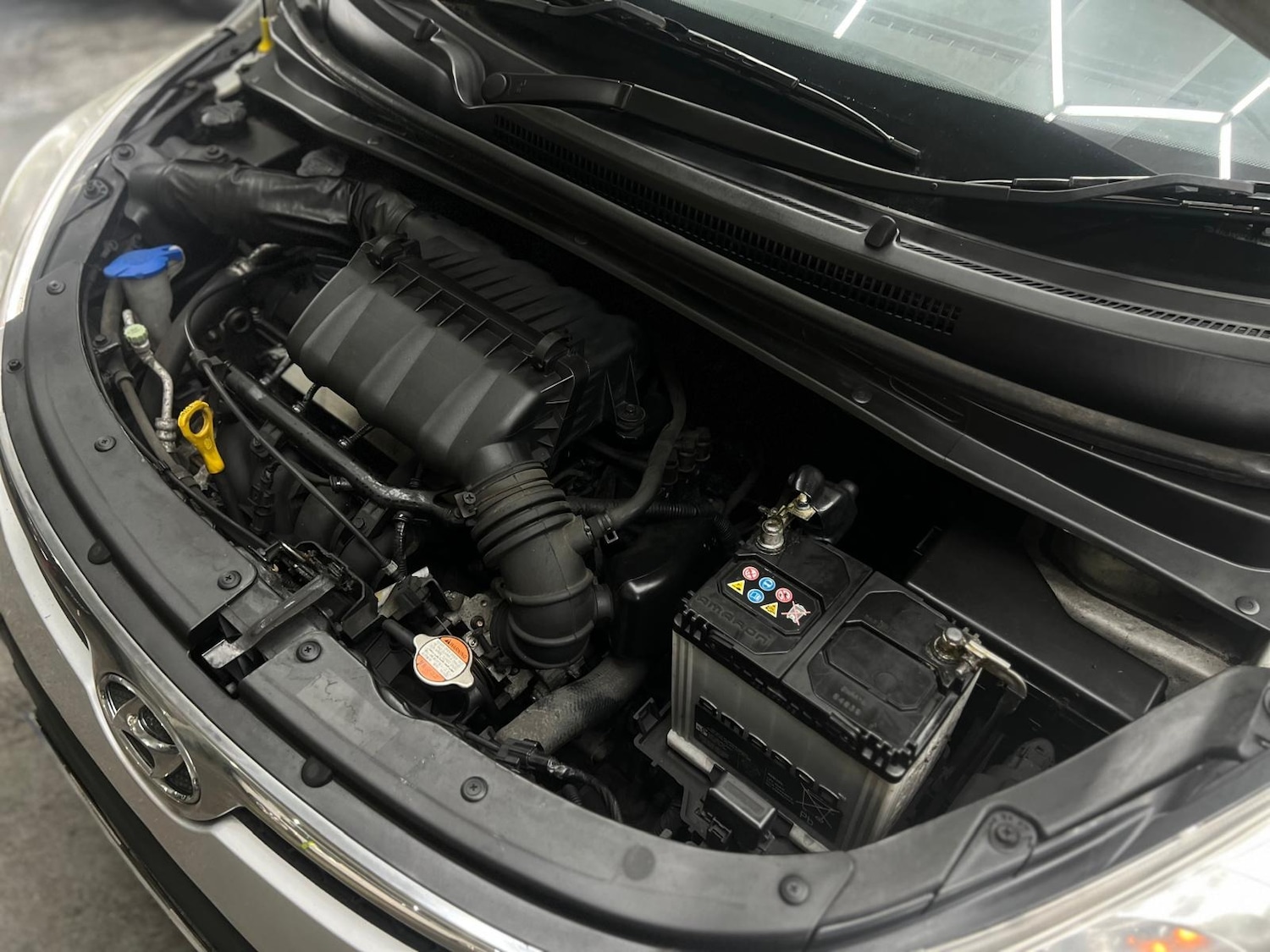 Used Hyundai i10 2011 for sale - 77555468: Photo 35