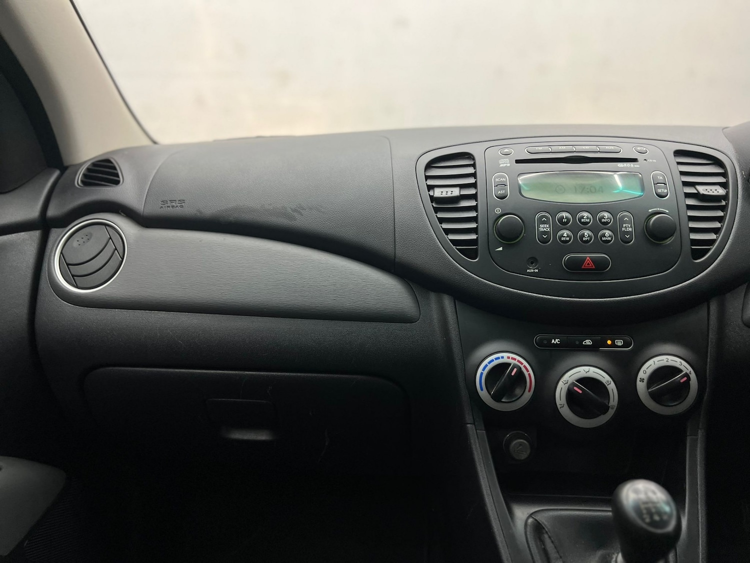 Used Hyundai i10 2011 for sale - 77555468: Photo 39