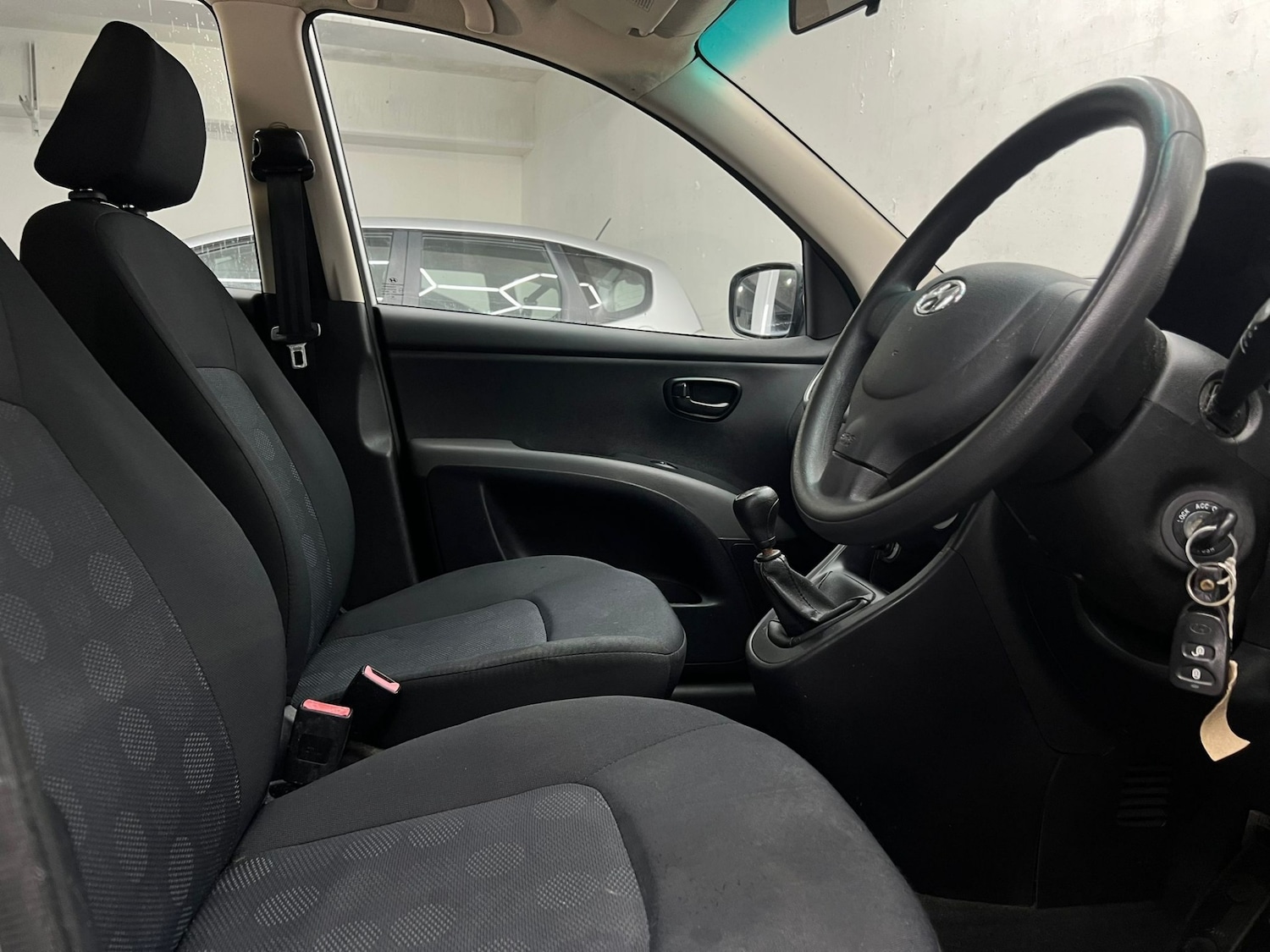 Used Hyundai i10 2011 for sale - 77555468: Photo 46