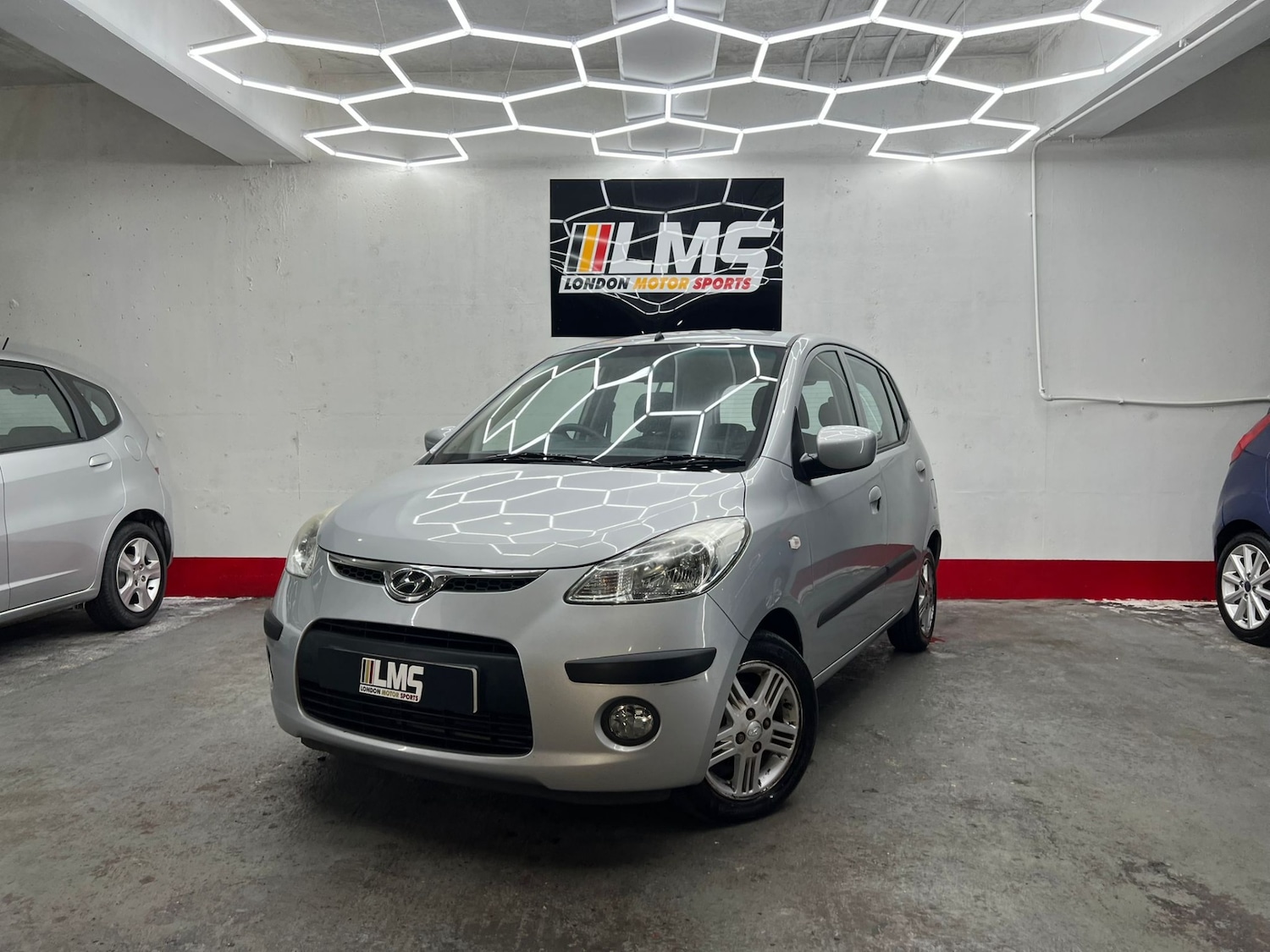 Used Hyundai i10 2011 for sale - 77555468: Photo 5