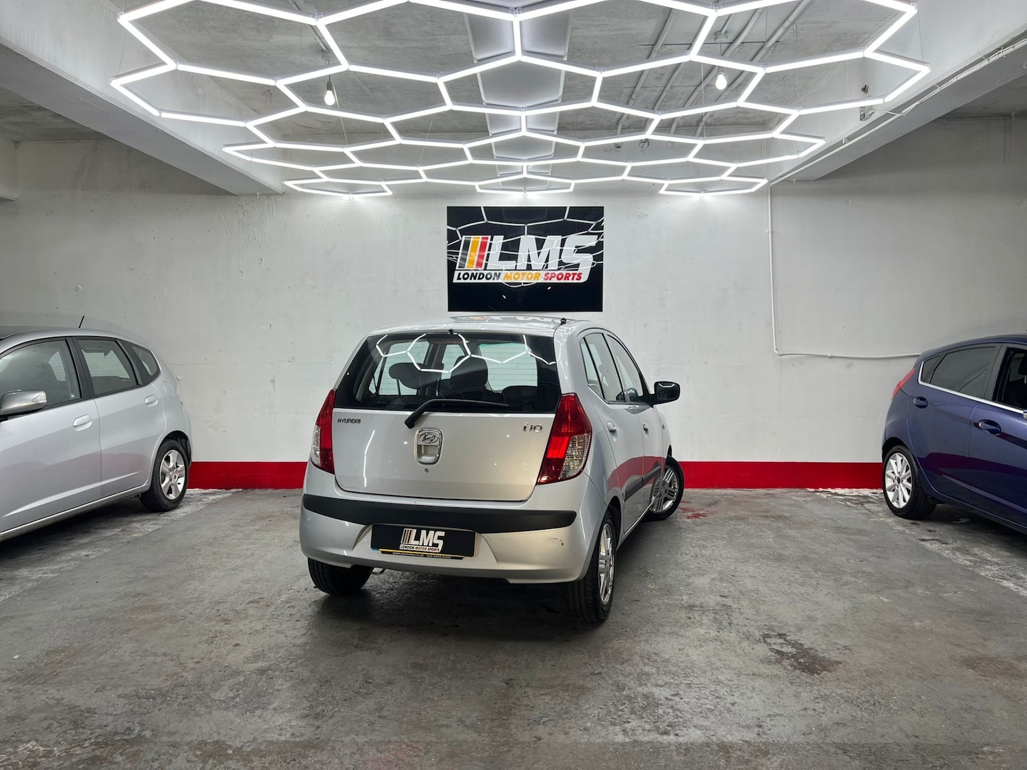 Used Hyundai i10 2011 for sale - 77555468: Photo 53