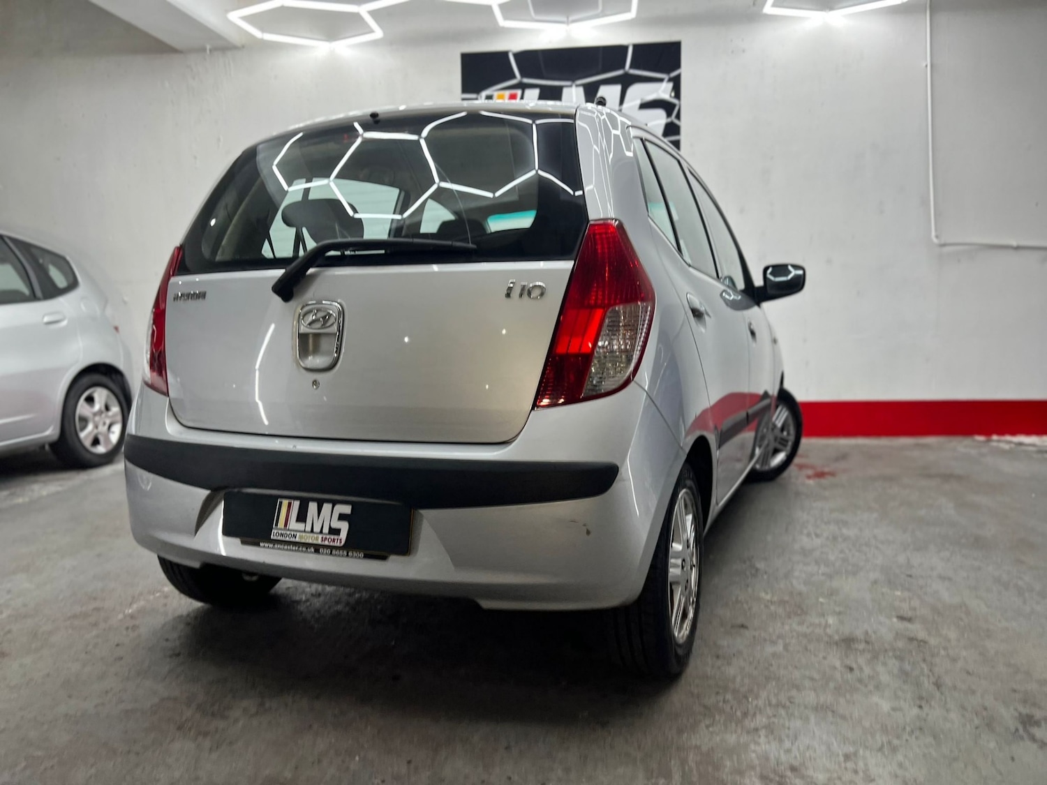 Used Hyundai i10 2011 for sale - 77555468: Photo 56