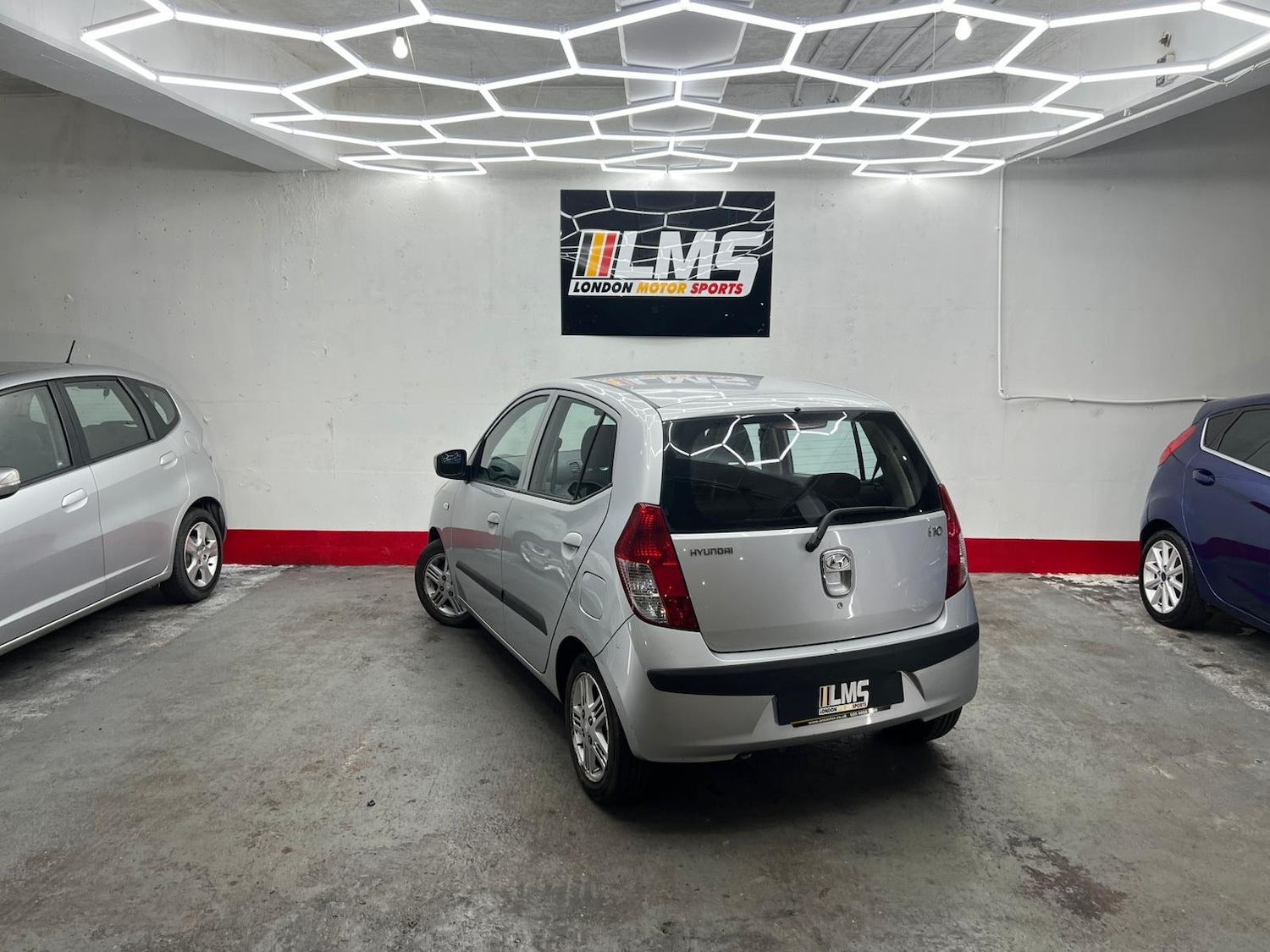 Used Hyundai i10 2011 for sale - 77555468: Photo 68