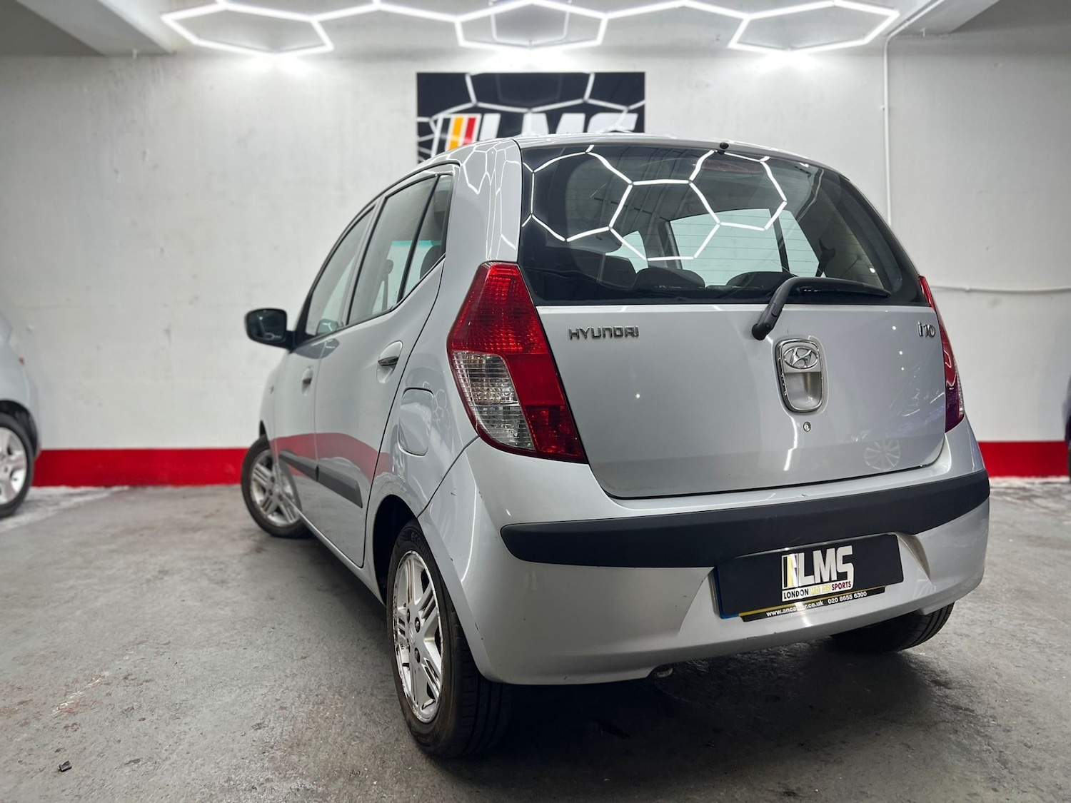 Used Hyundai i10 2011 for sale - 77555468: Photo 70