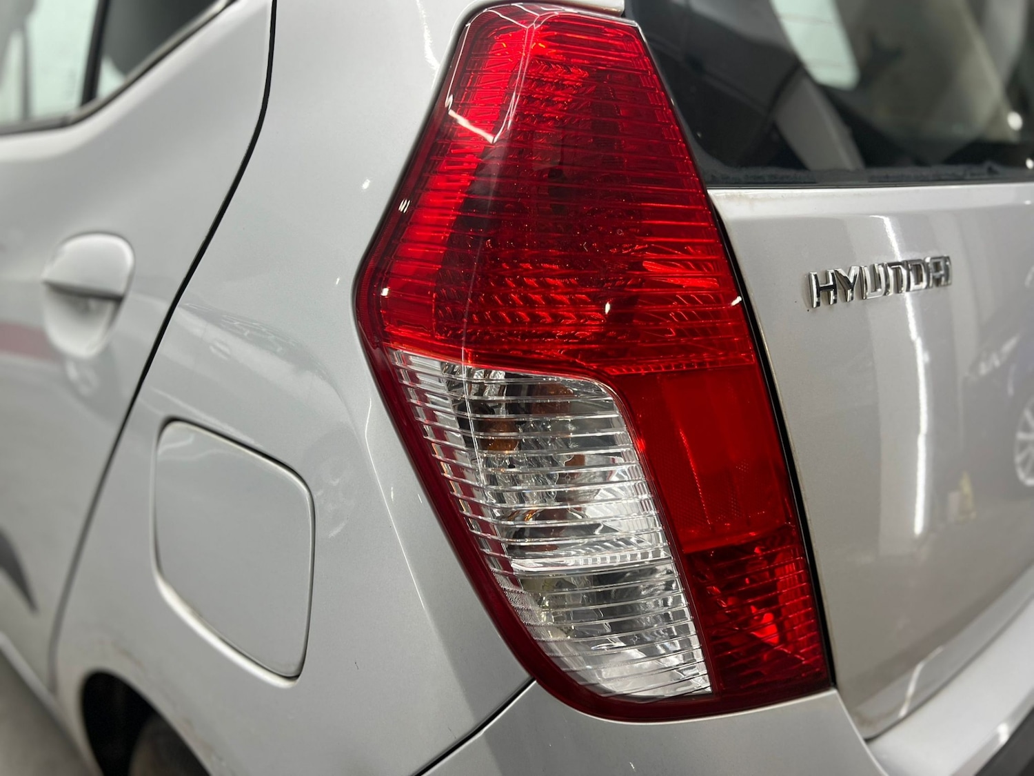 Used Hyundai i10 2011 for sale - 77555468: Photo 73