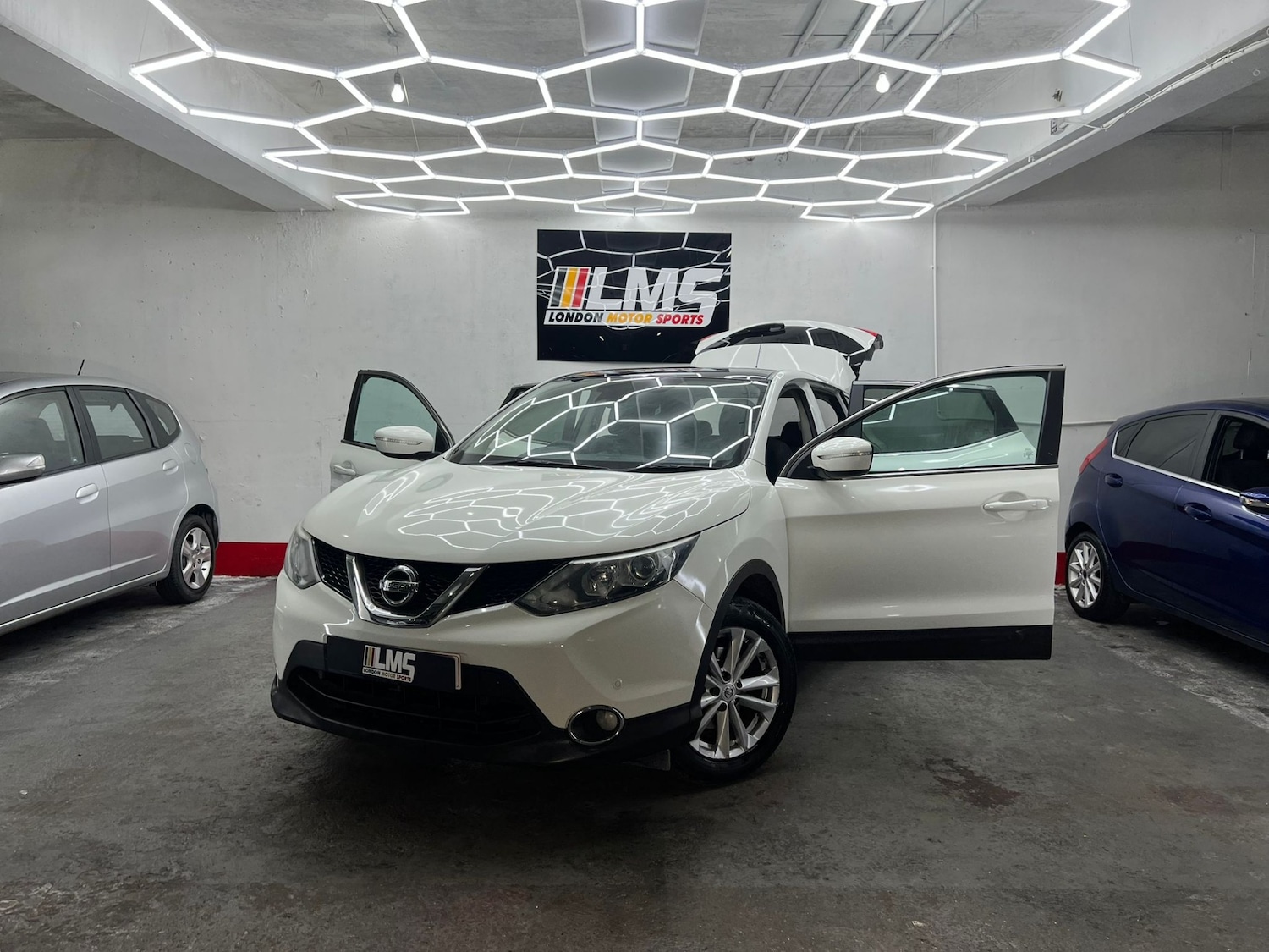 Used Nissan Qashqai 2014 for sale - 77545075: Photo 21