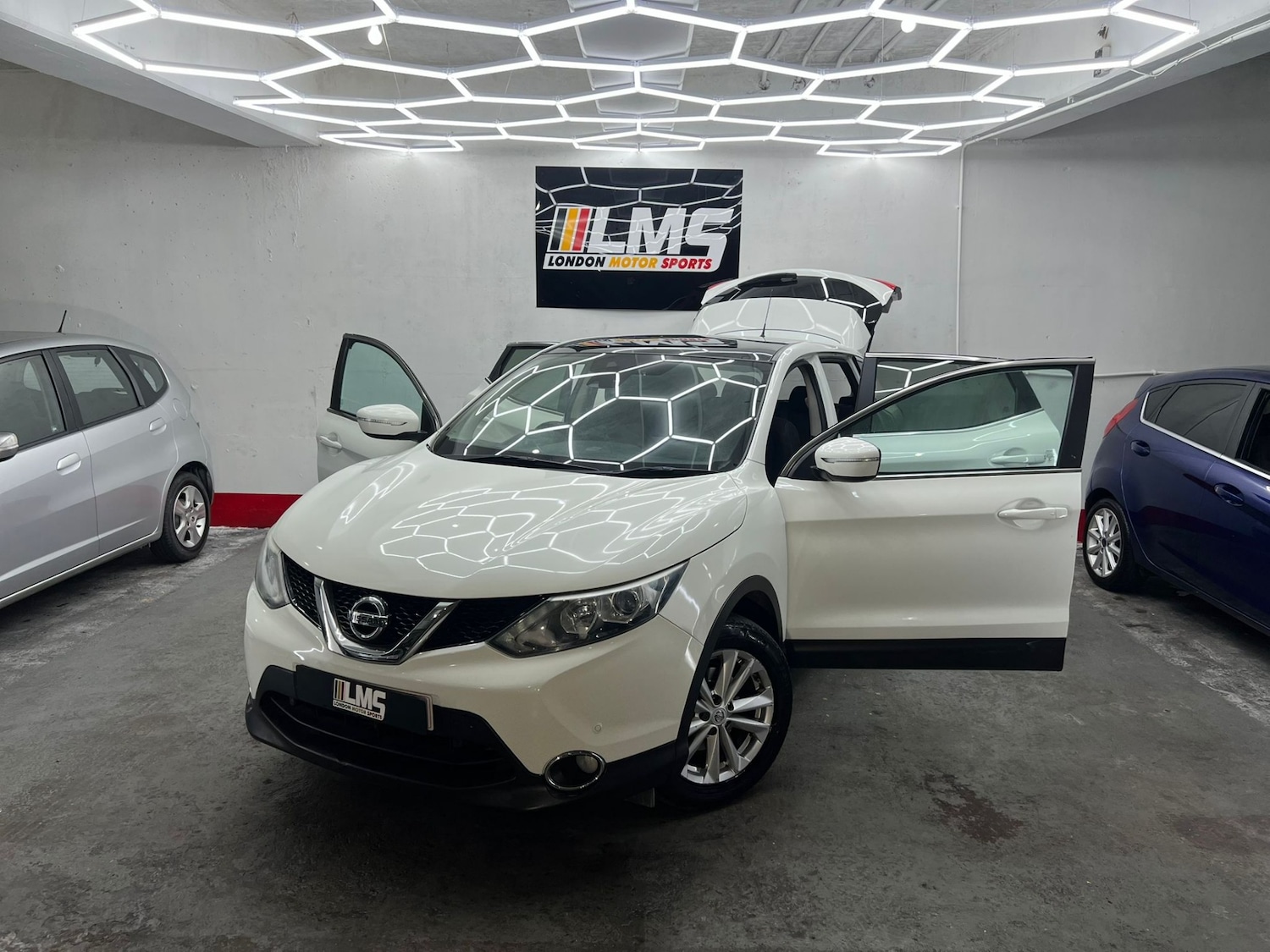 Used Nissan Qashqai 2014 for sale - 77545075: Photo 22