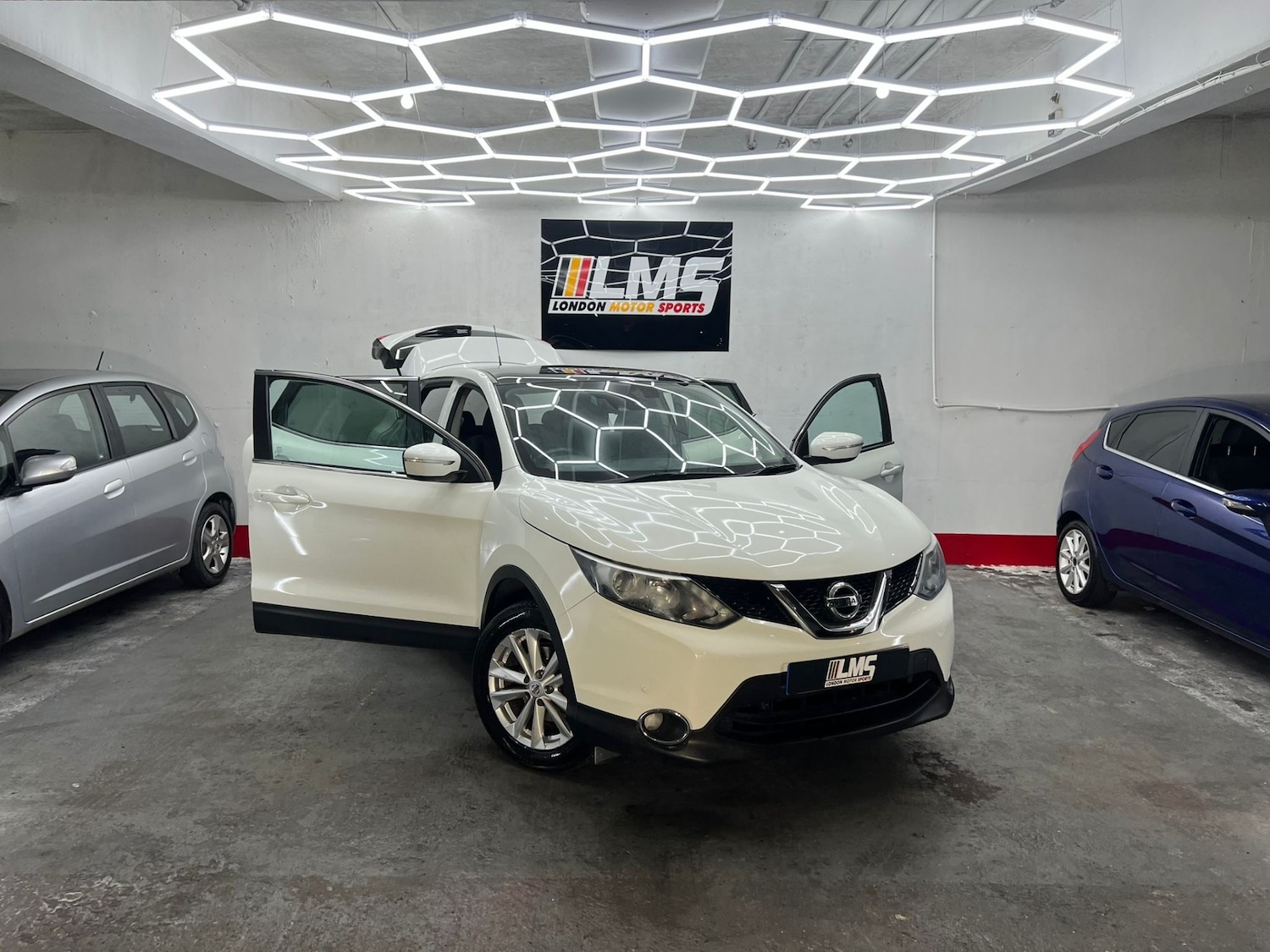 Used Nissan Qashqai 2014 for sale - 77545075: Photo 44