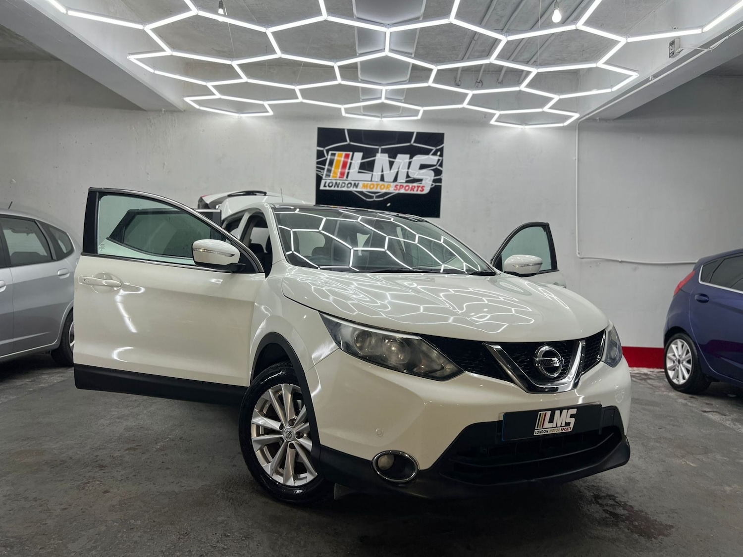 Used Nissan Qashqai 2014 for sale - 77545075: Photo 48