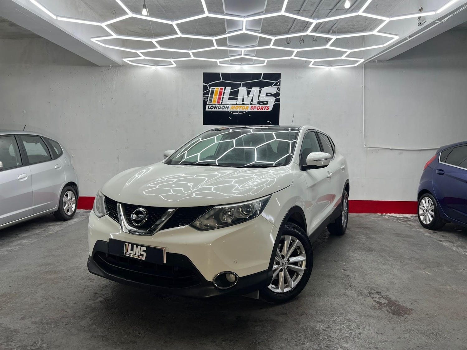 Used Nissan Qashqai 2014 for sale - 77545075: Photo 6