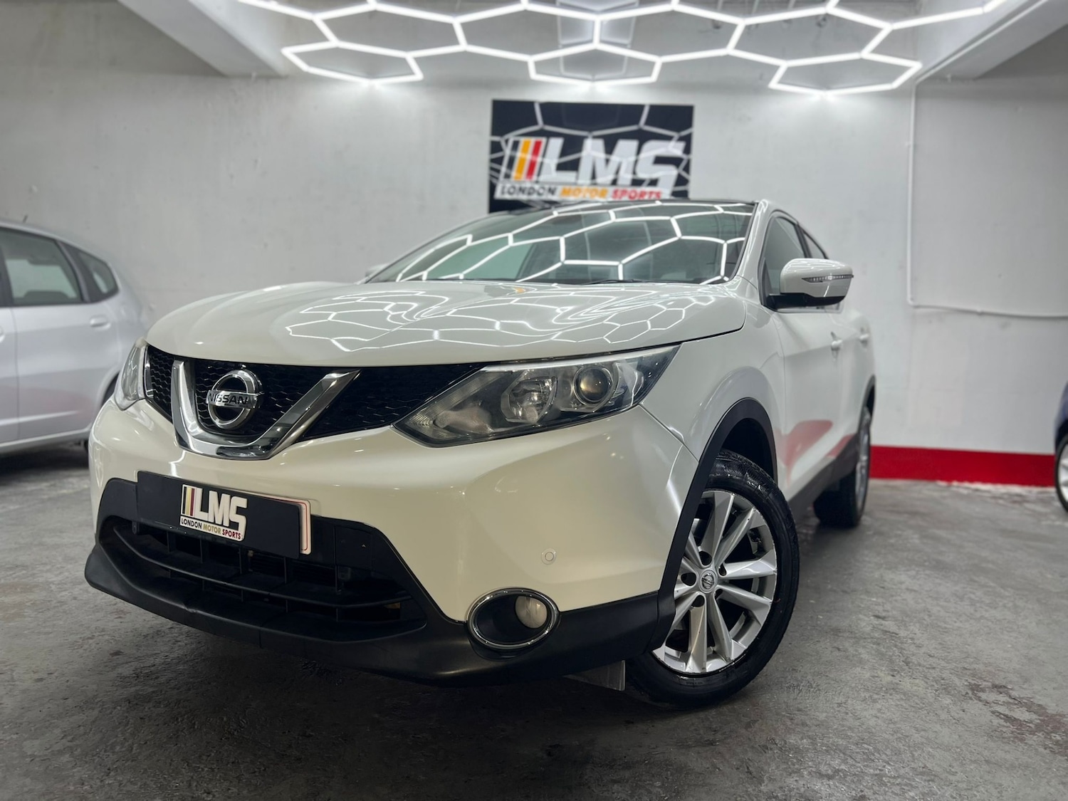 Used Nissan Qashqai 2014 for sale - 77545075: Photo 8