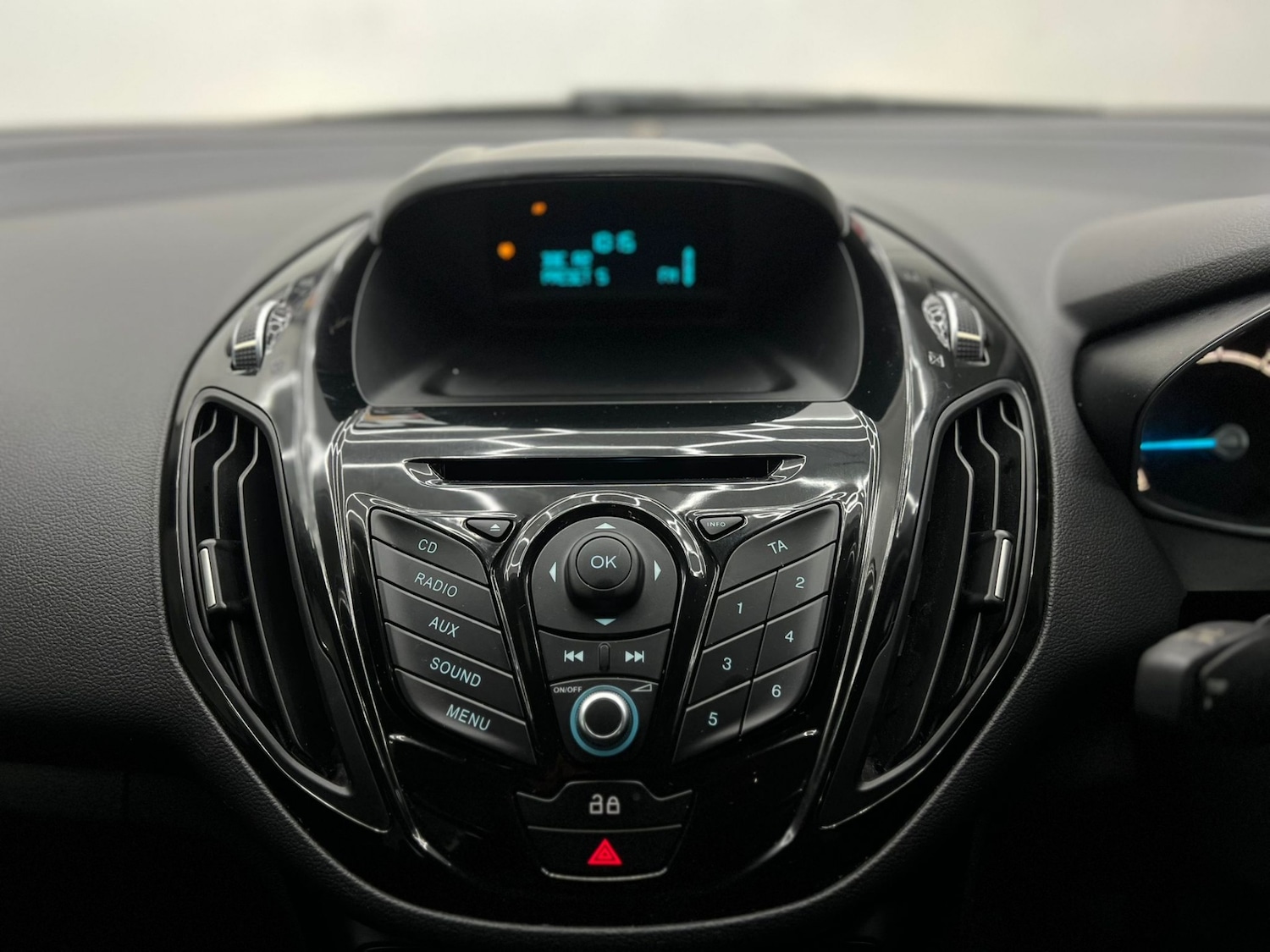 Used Ford B-MAX 2013 for sale - 77653330: Photo 50