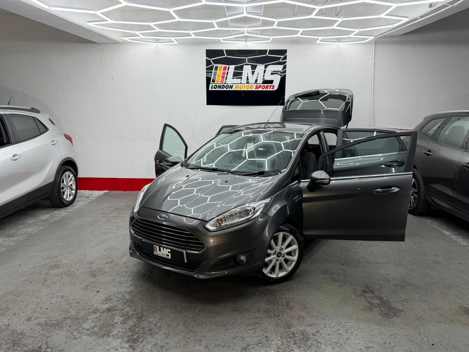 Used Ford Fiesta 2017 for sale - 77472804: Photo 10