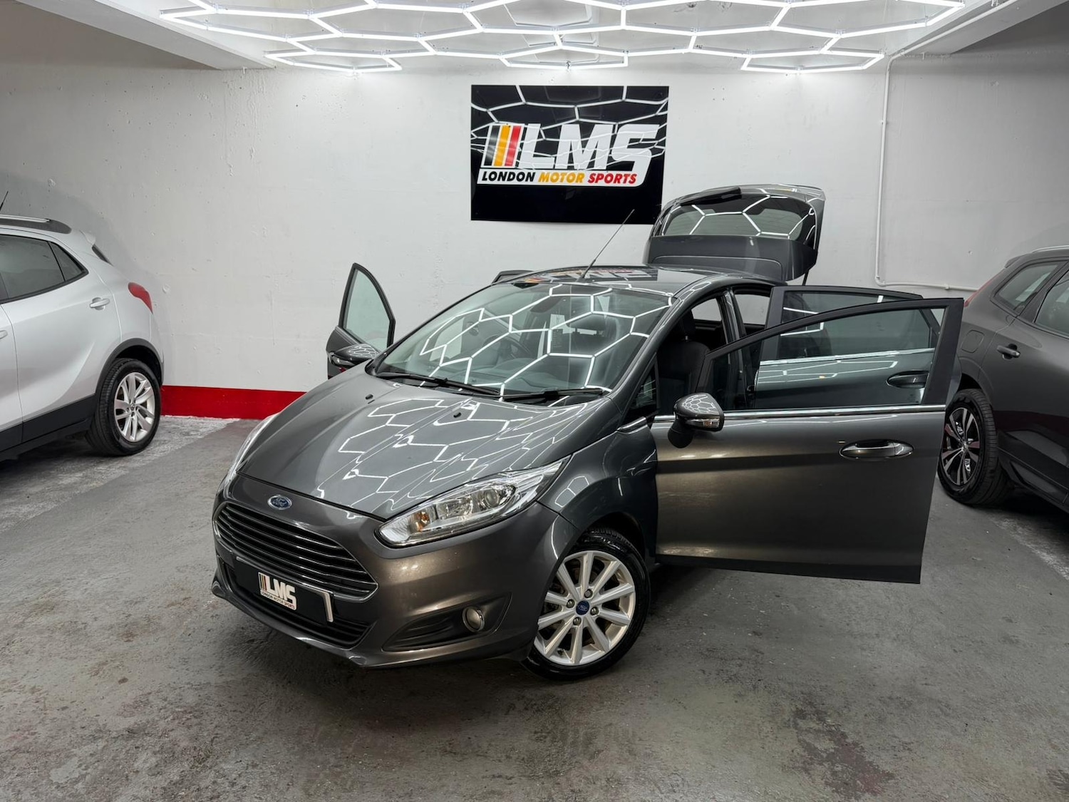 Used Ford Fiesta 2017 for sale - 77472804: Photo 11