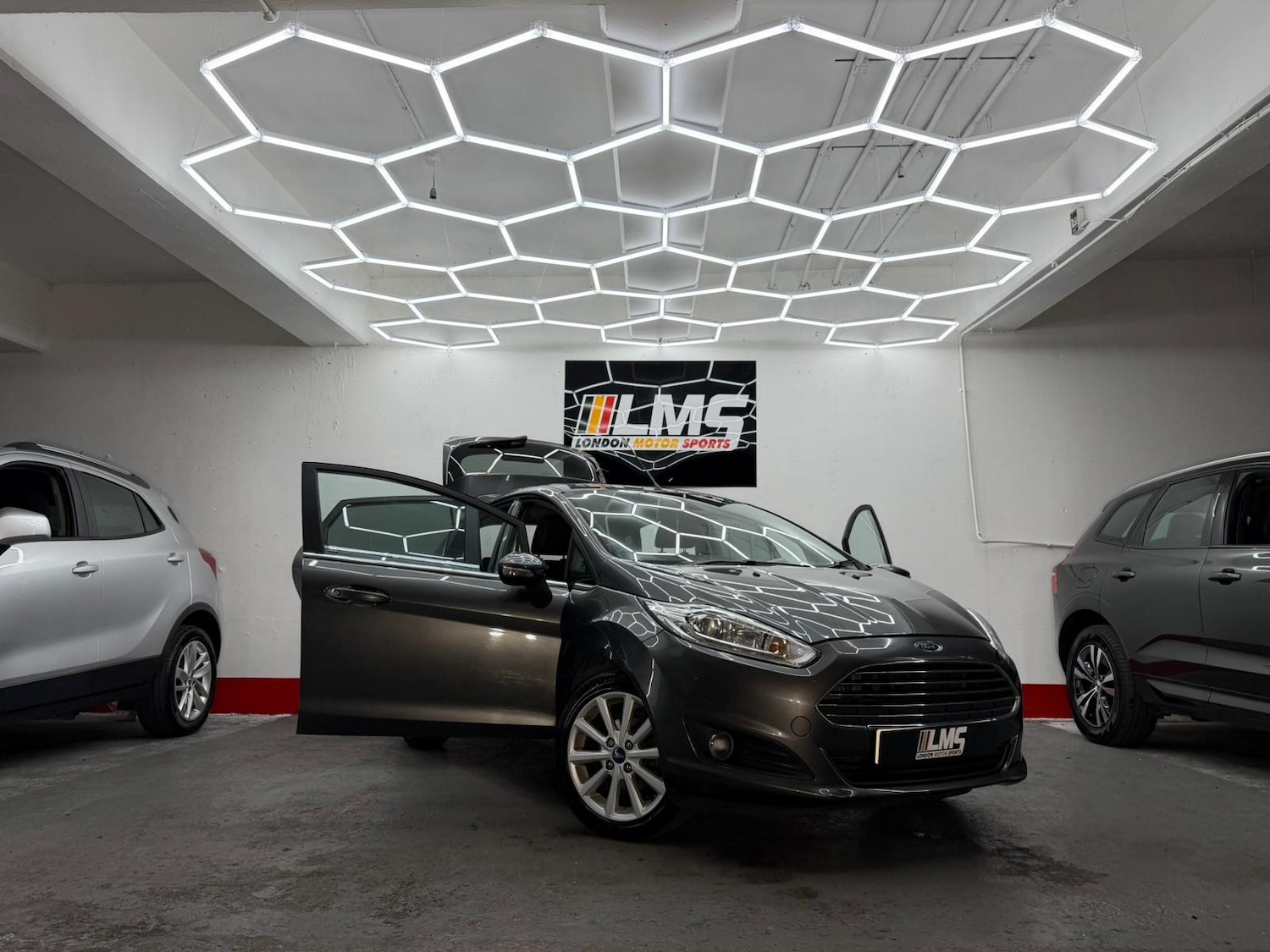 Used Ford Fiesta 2017 for sale - 77472804: Photo 28