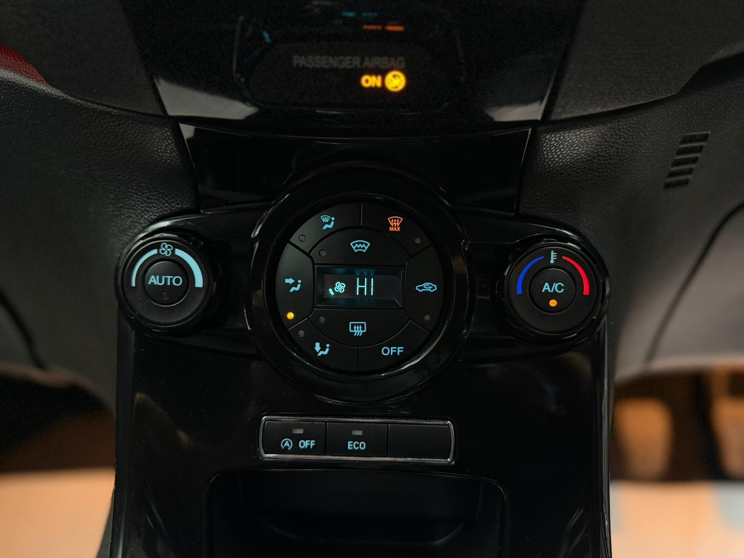 Used Ford Fiesta 2017 for sale - 77472804: Photo 44