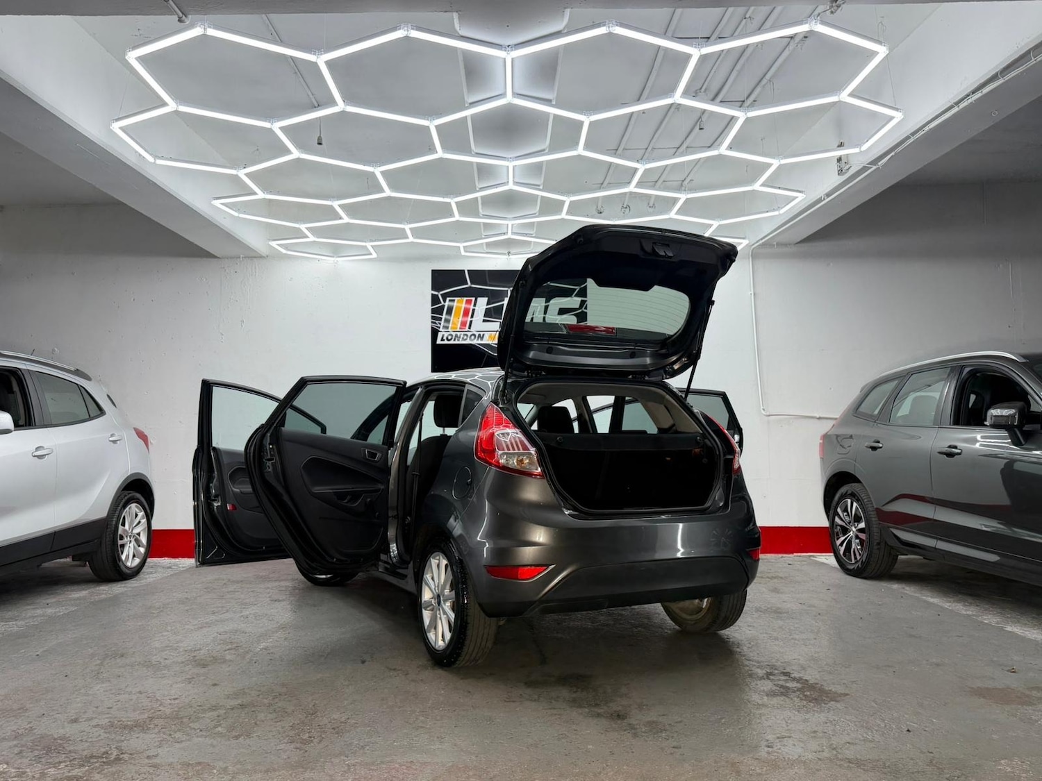 Used Ford Fiesta 2017 for sale - 77472804: Photo 76