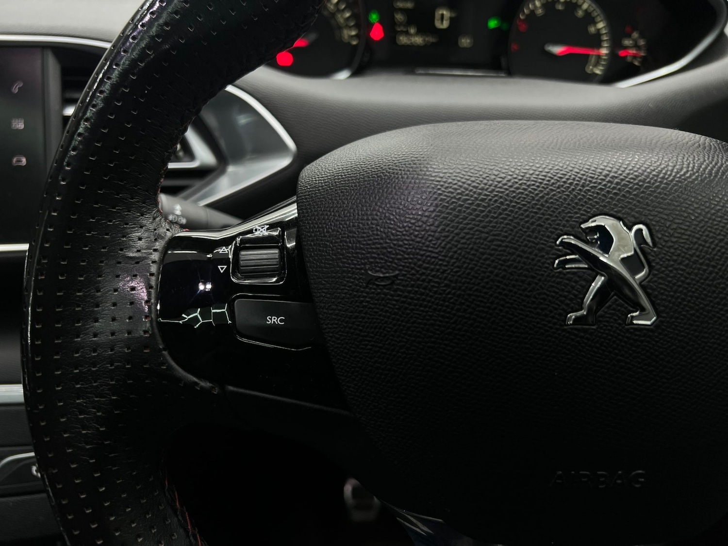 Used Peugeot 308 2018 for sale - 77701154: Photo 49