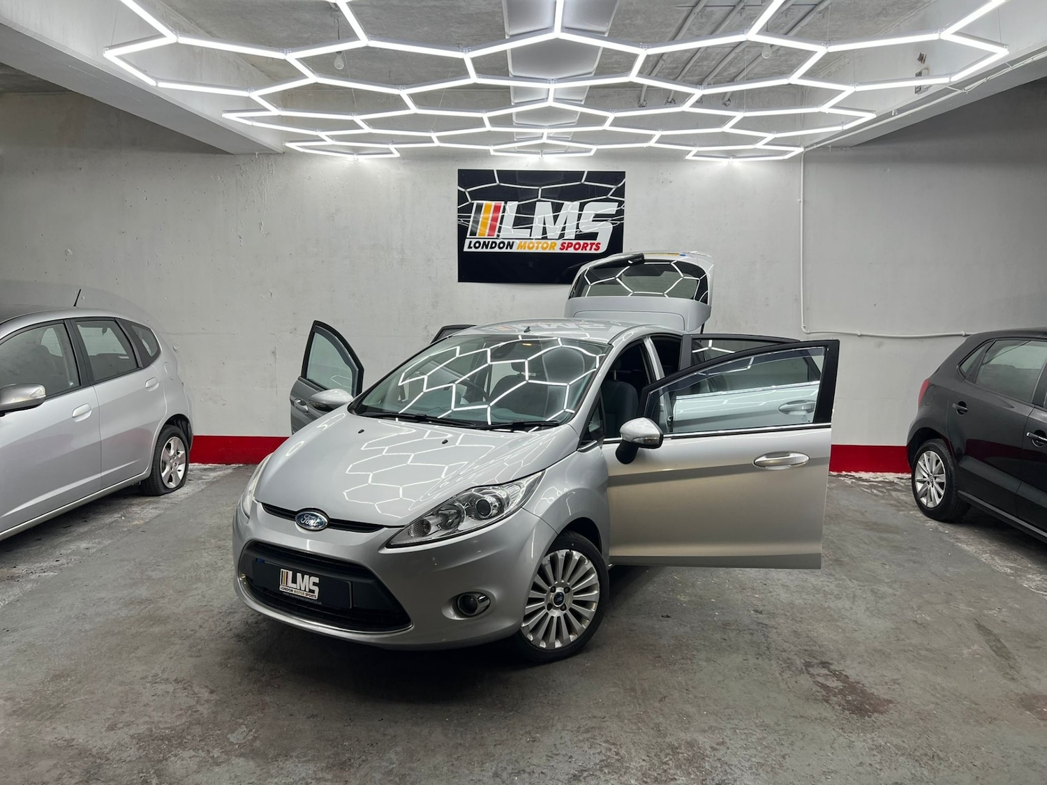 Used Ford Fiesta 2010 for sale - 77579809: Photo 17