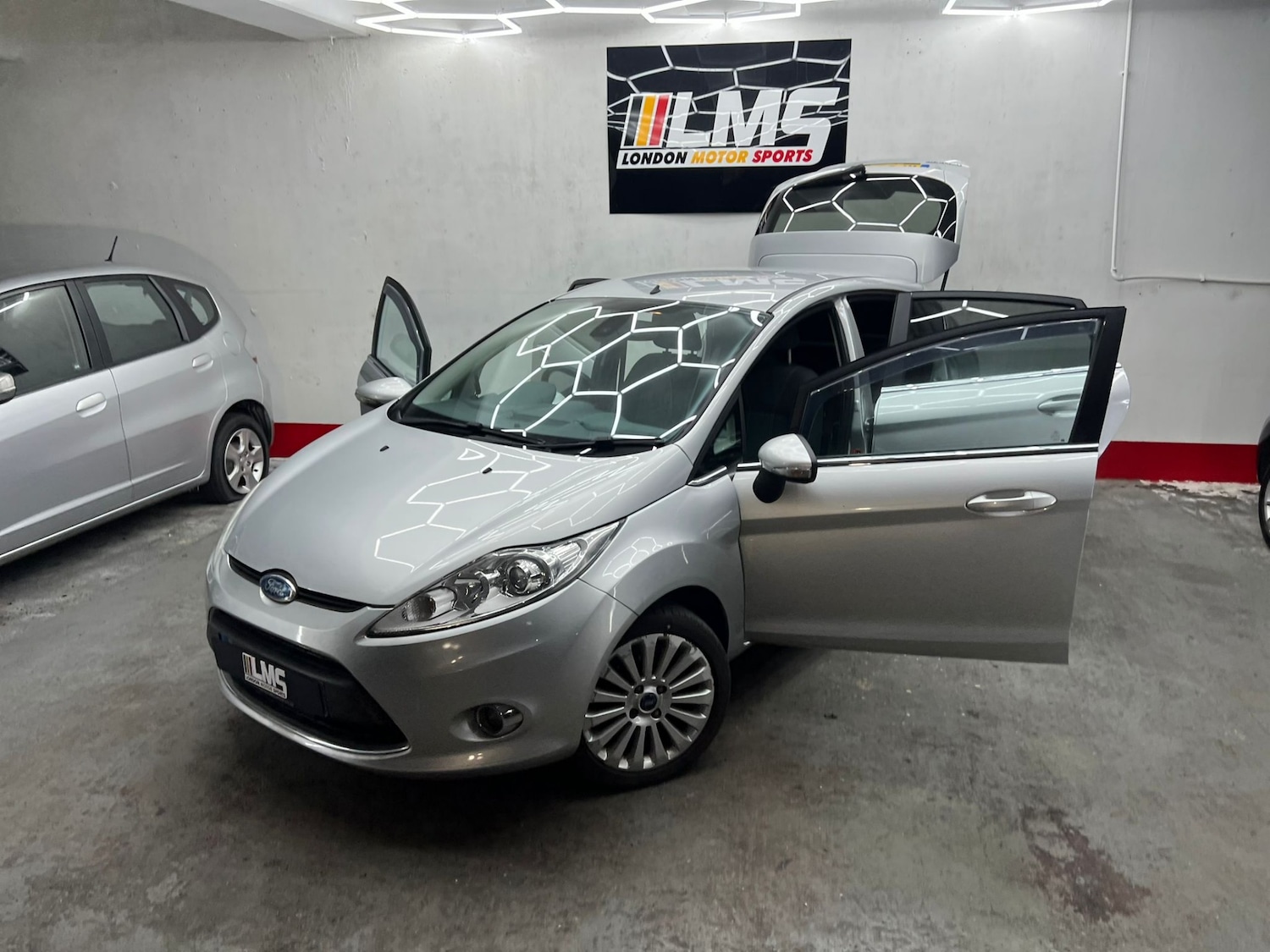 Used Ford Fiesta 2010 for sale - 77579809: Photo 20