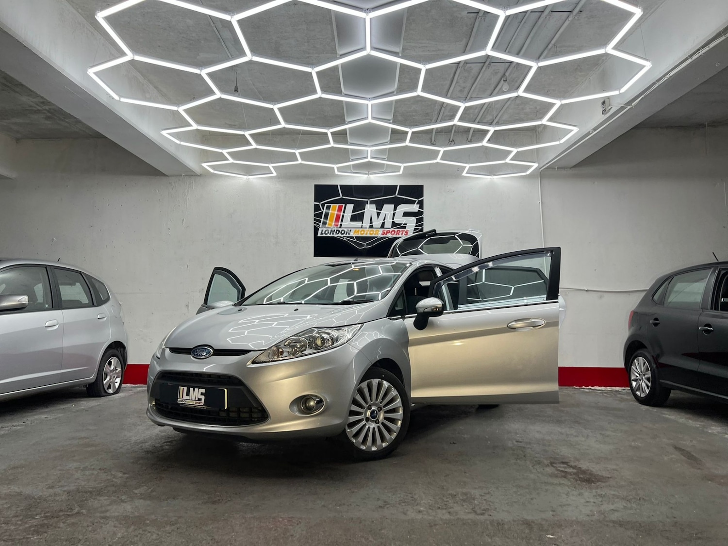 Used Ford Fiesta 2010 for sale - 77579809: Photo 22