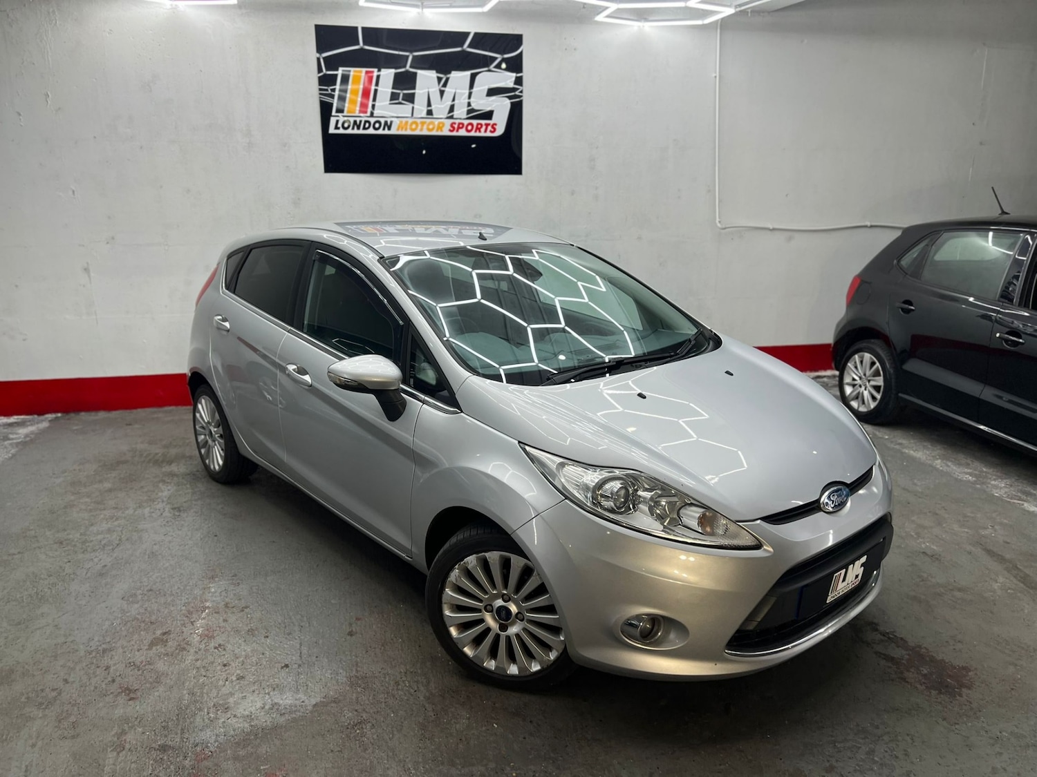 Used Ford Fiesta 2010 for sale - 77579809: Photo 29