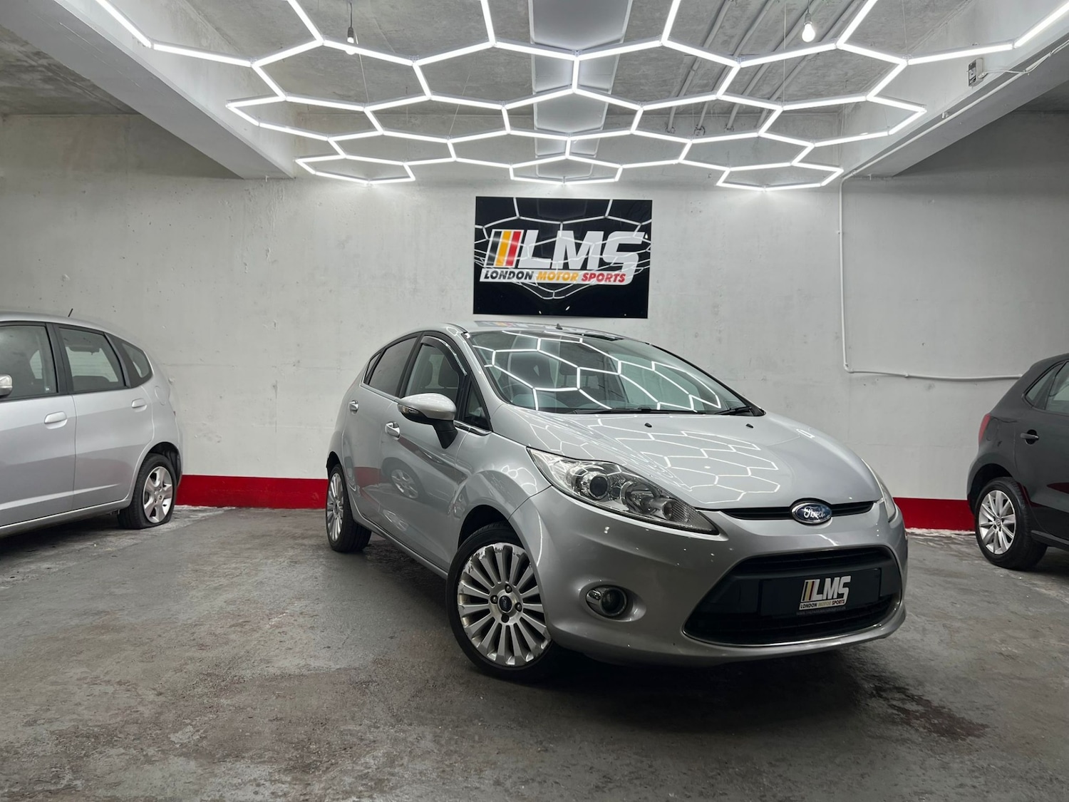 Used Ford Fiesta 2010 for sale - 77579809: Photo 32