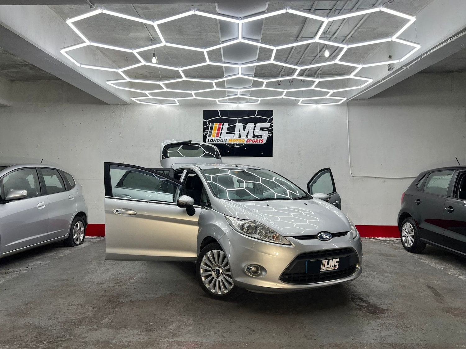 Used Ford Fiesta 2010 for sale - 77579809: Photo 40