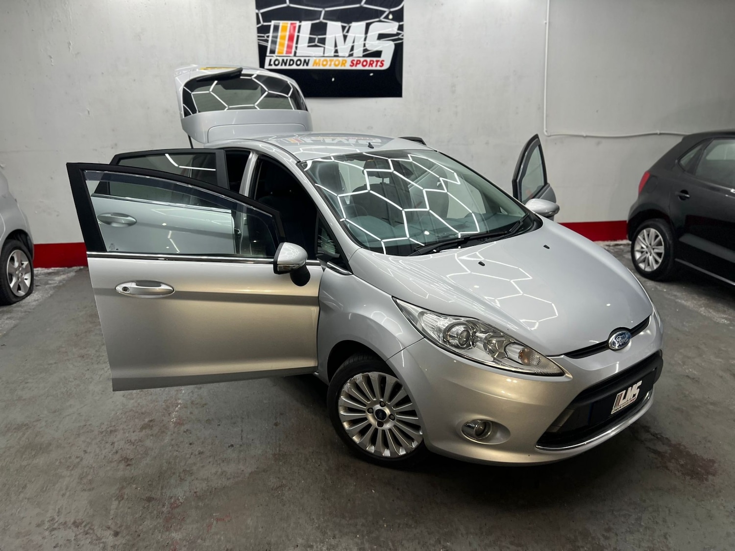 Used Ford Fiesta 2010 for sale - 77579809: Photo 41