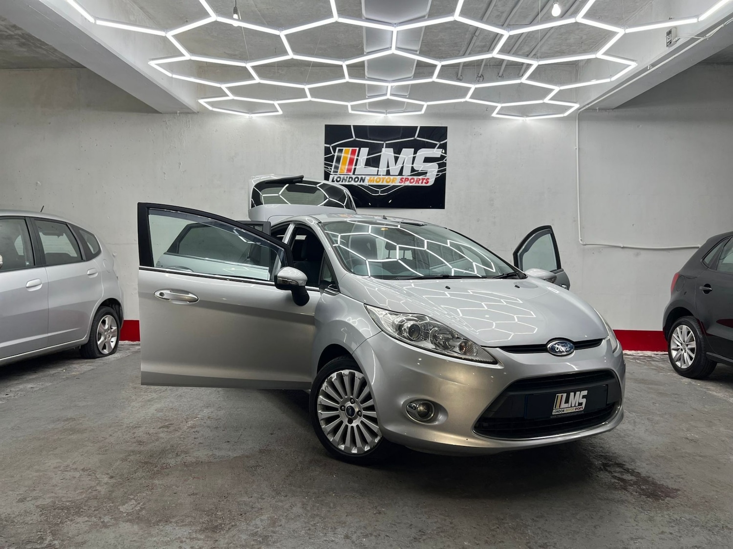 Used Ford Fiesta 2010 for sale - 77579809: Photo 43