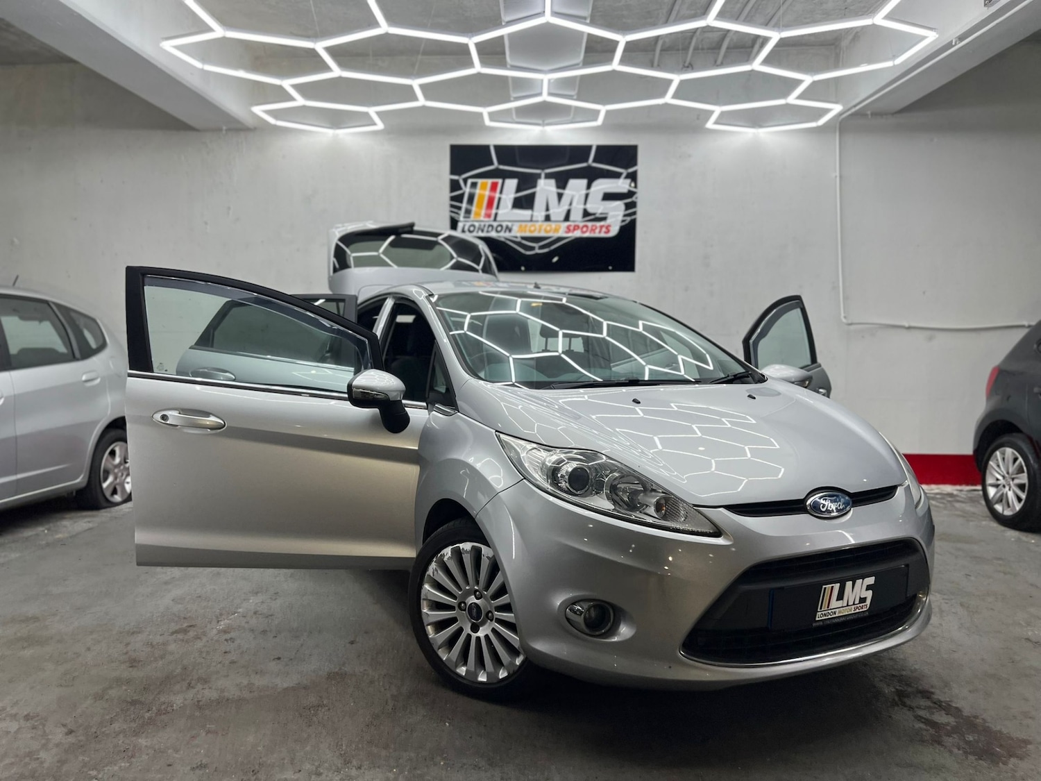 Used Ford Fiesta 2010 for sale - 77579809: Photo 44