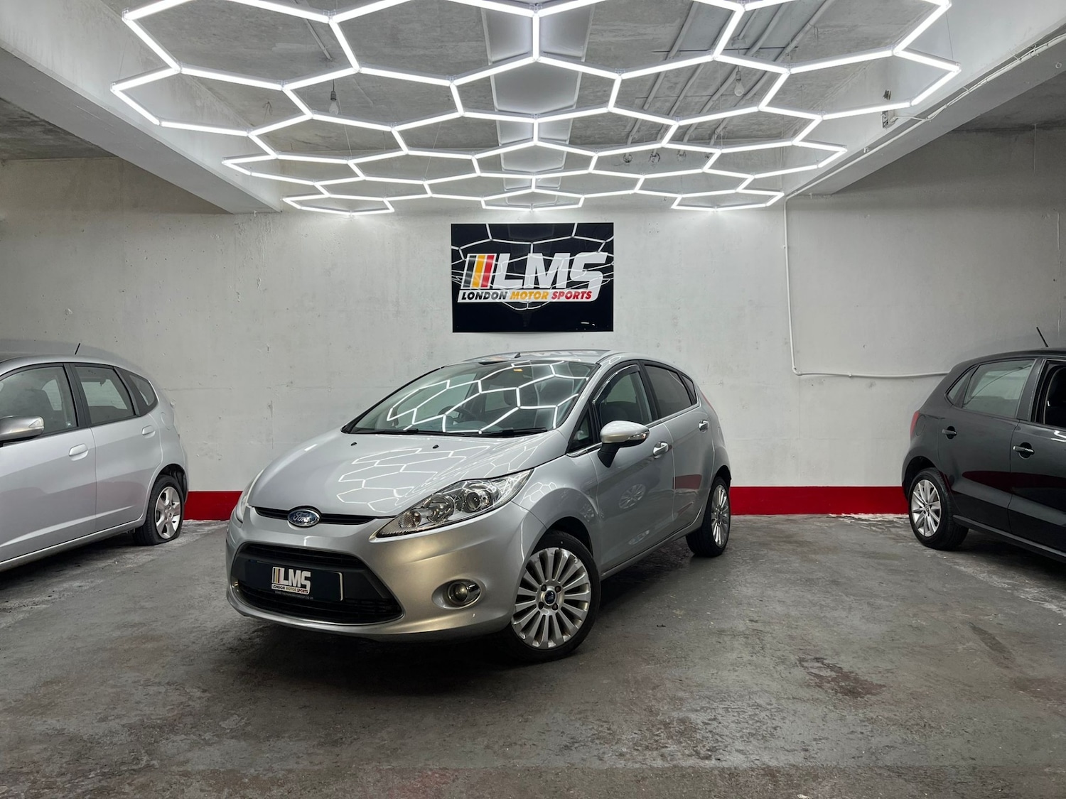 Used Ford Fiesta 2010 for sale - 77579809: Photo 6