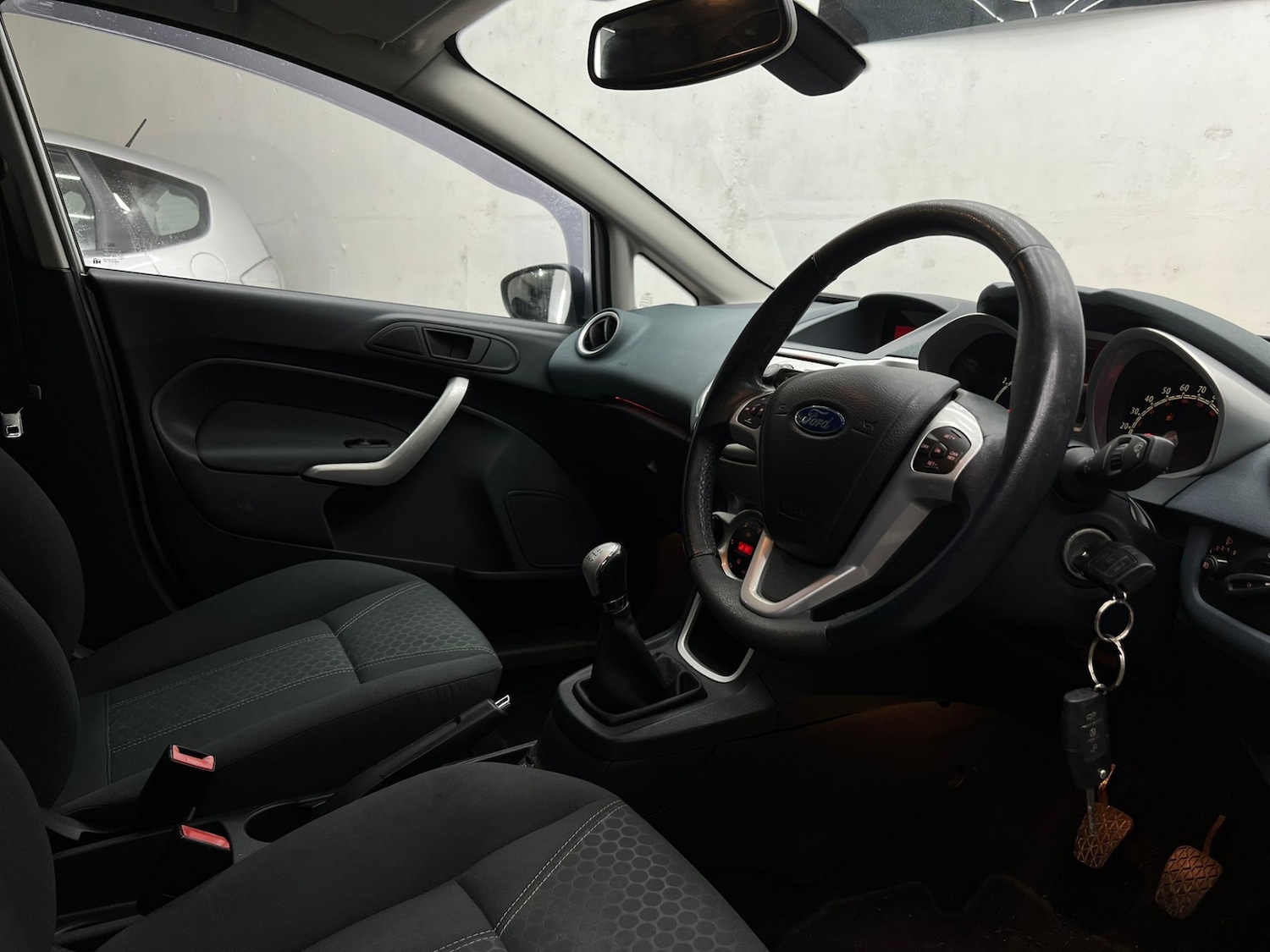 Used Ford Fiesta 2010 for sale - 77579809: Photo 64