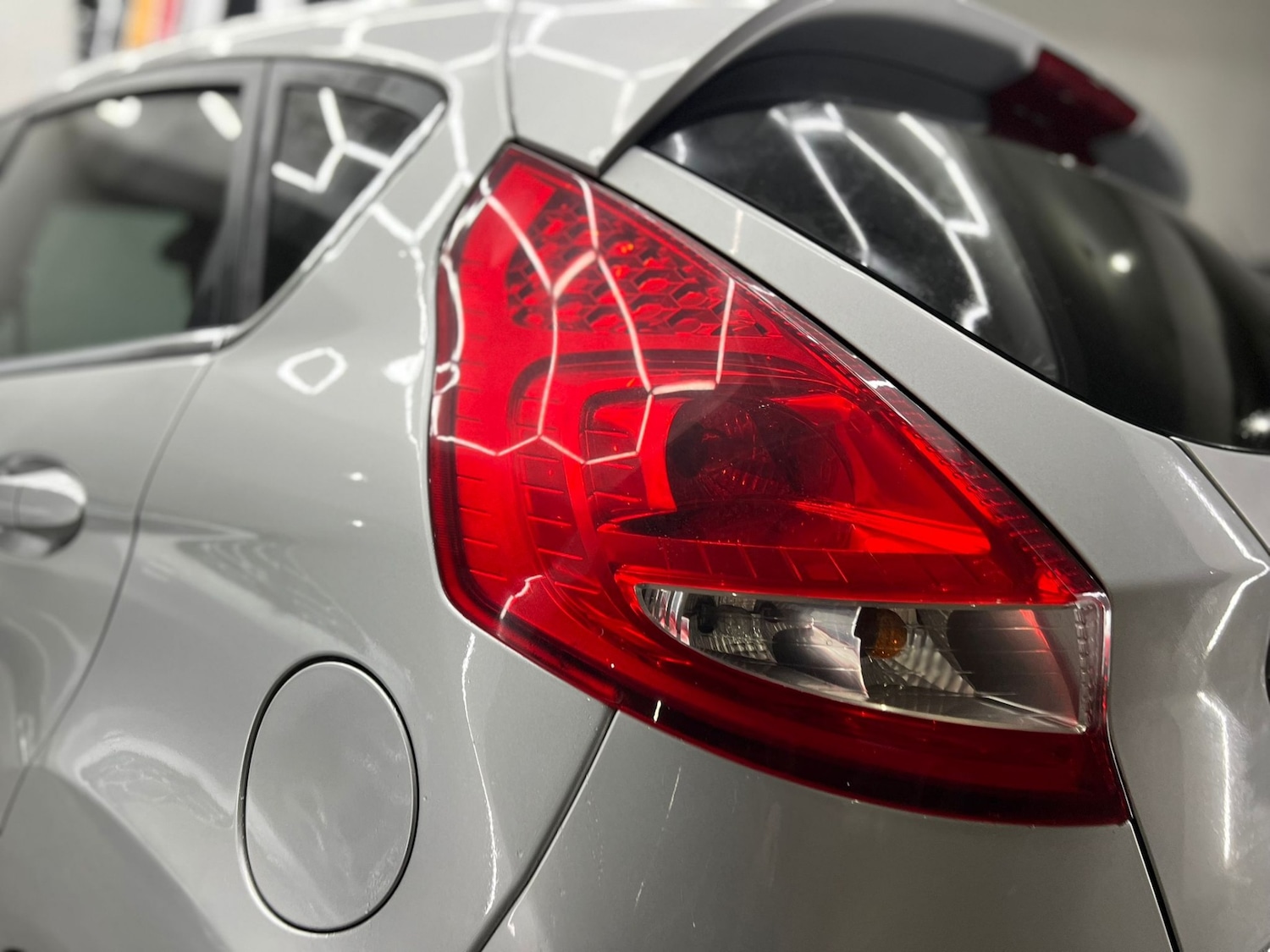 Used Ford Fiesta 2010 for sale - 77579809: Photo 81