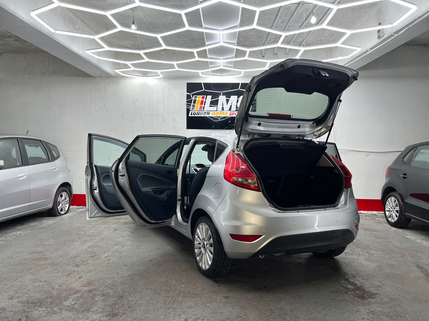 Used Ford Fiesta 2010 for sale - 77579809: Photo 87