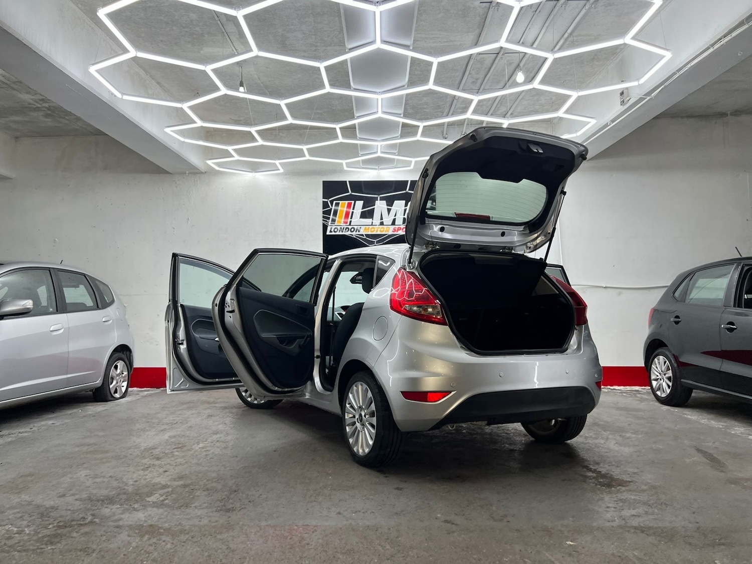 Used Ford Fiesta 2010 for sale - 77579809: Photo 91