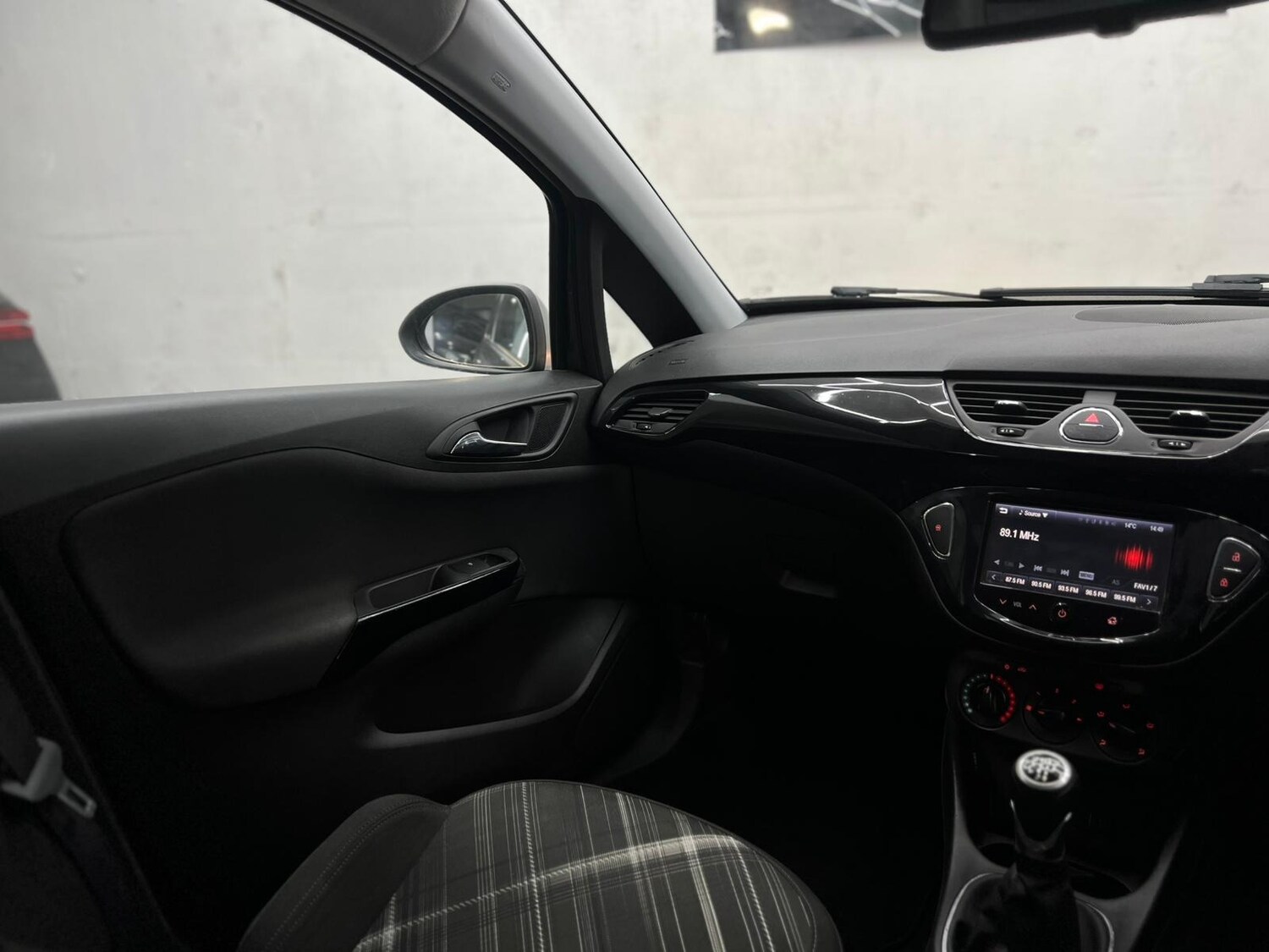 Used Vauxhall Corsa 2015 for sale - 77934850: Photo 55