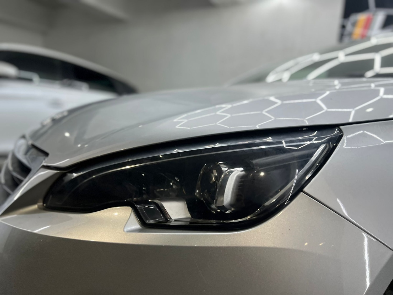 Used Peugeot 308 2014 for sale - 77903363: Photo 12